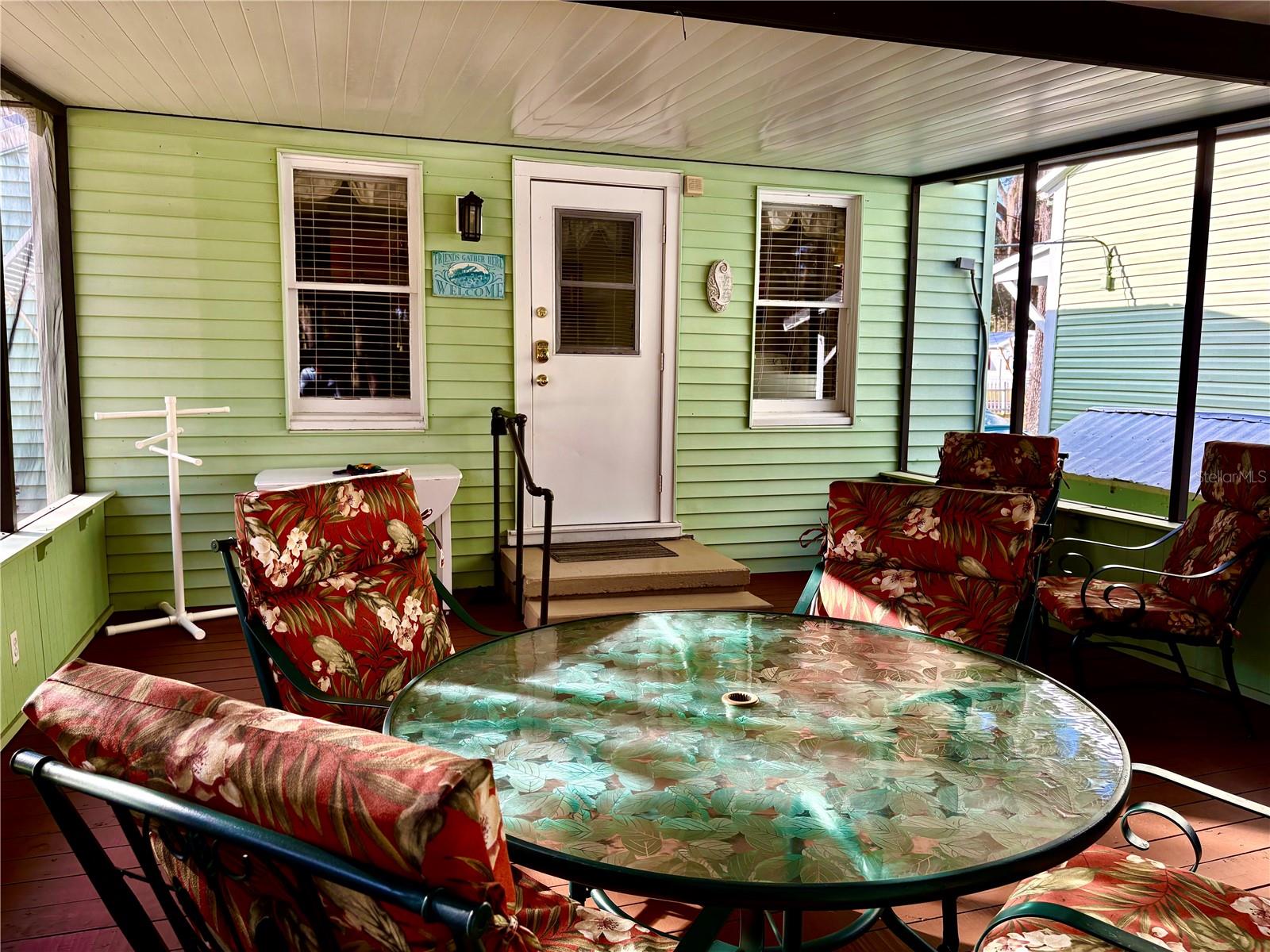 OAKWOOD PARK - Residential