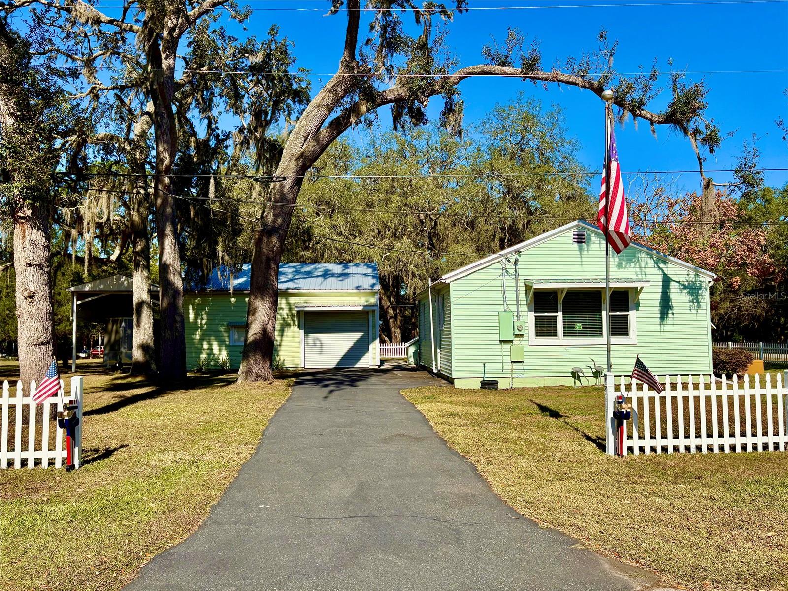 OAKWOOD PARK - Residential