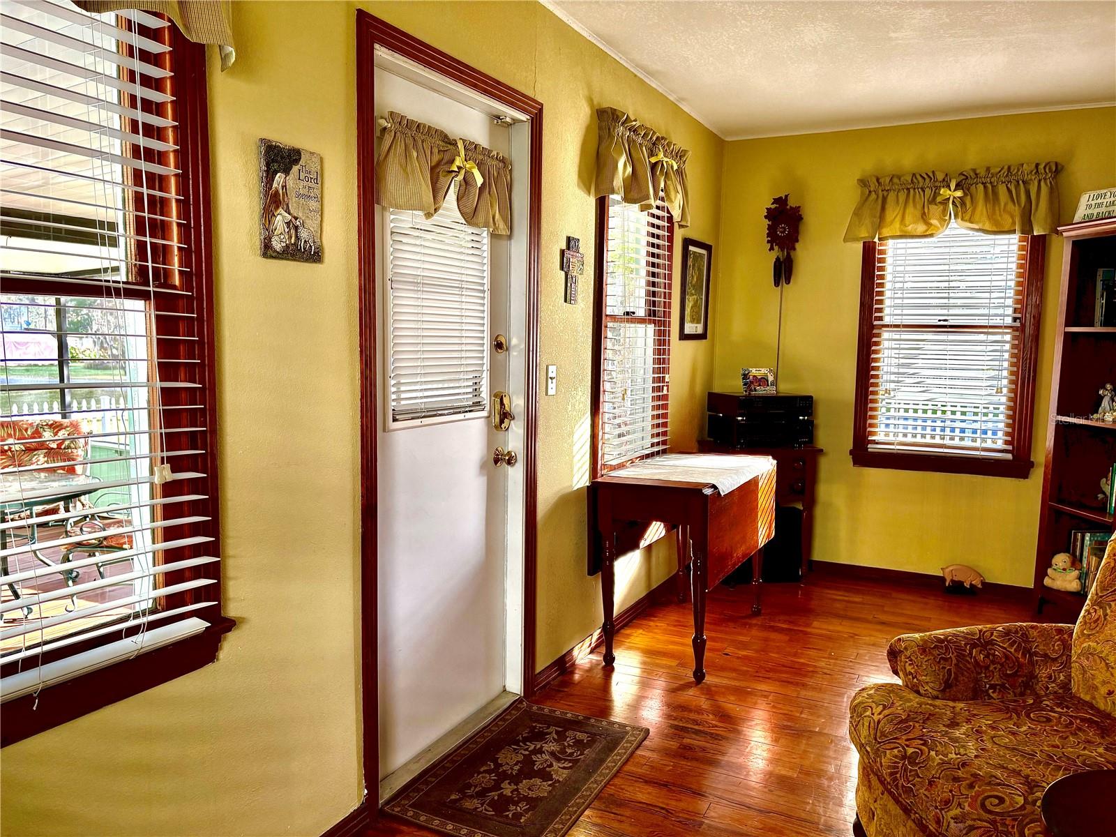 OAKWOOD PARK - Residential