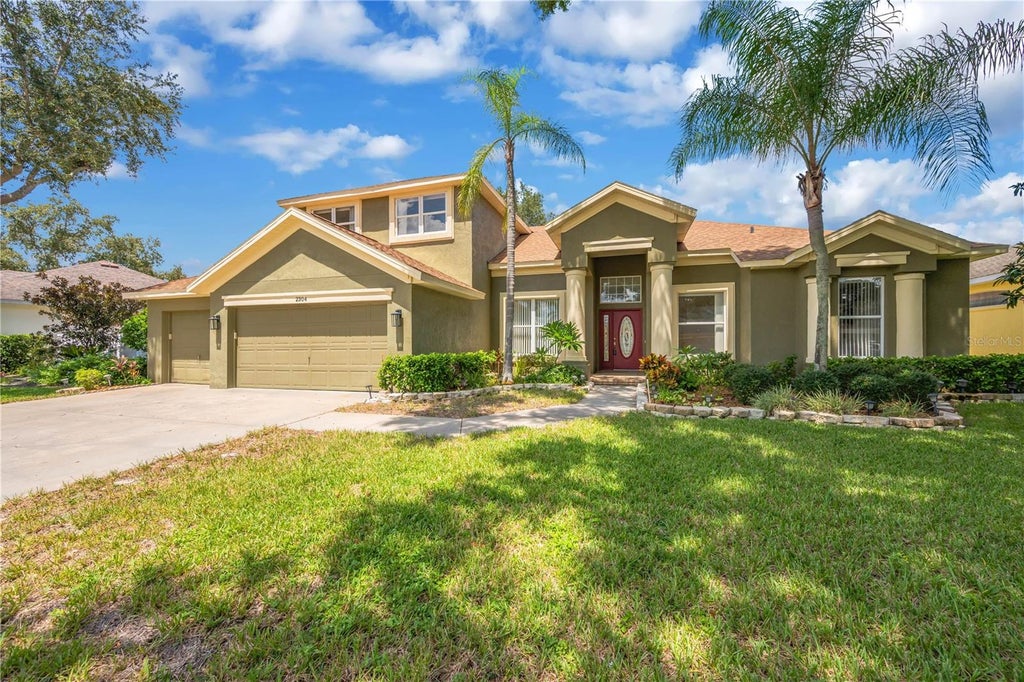 Photo of 2304 Delamere Court, Valrico, FL 33596 (MLS # TB8544740)