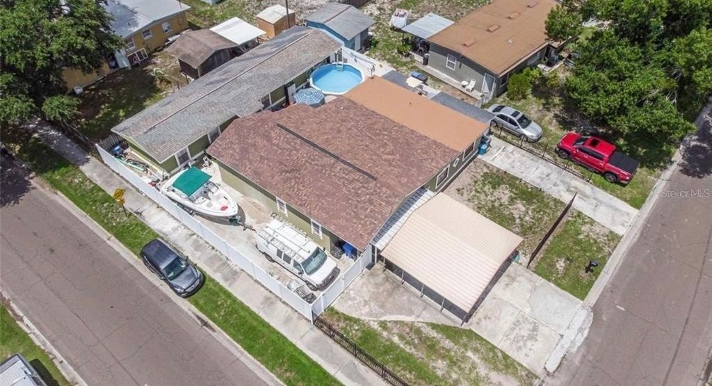 Photo of 8502 Trammell Trail, Tampa, FL 33619 (MLS # TB8473456)