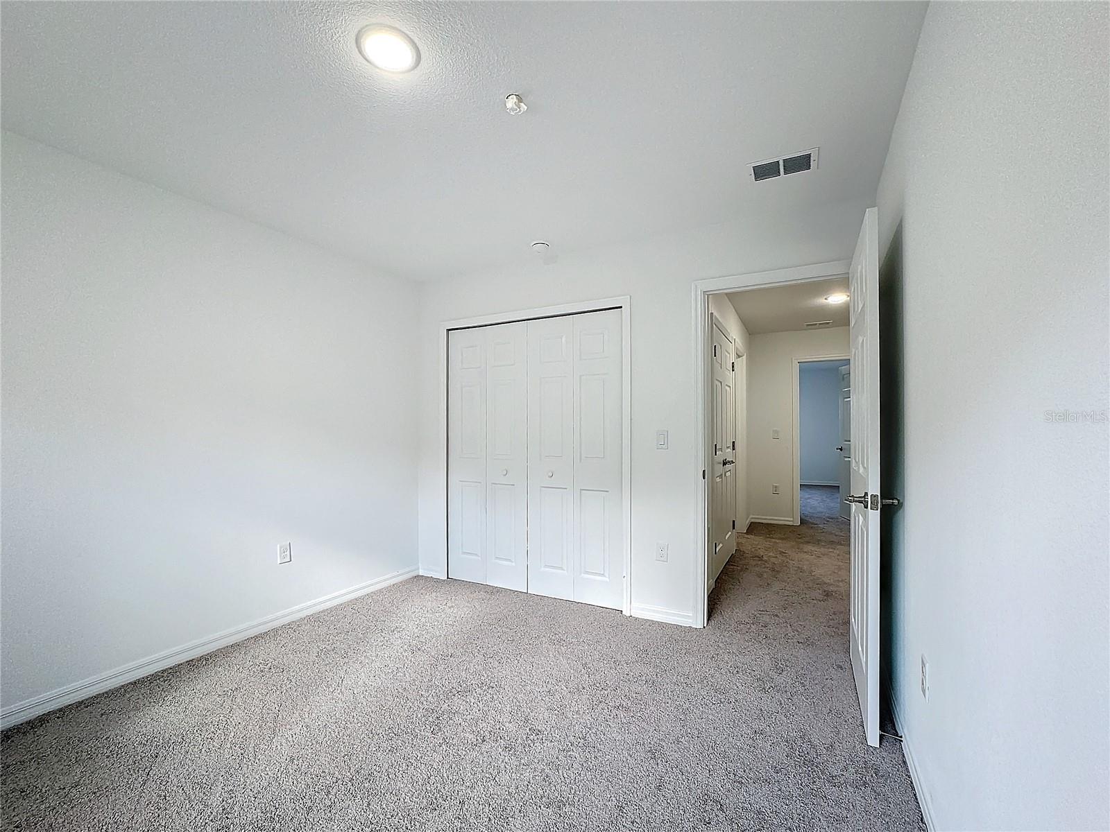 BARTON COURT - Residential Lease