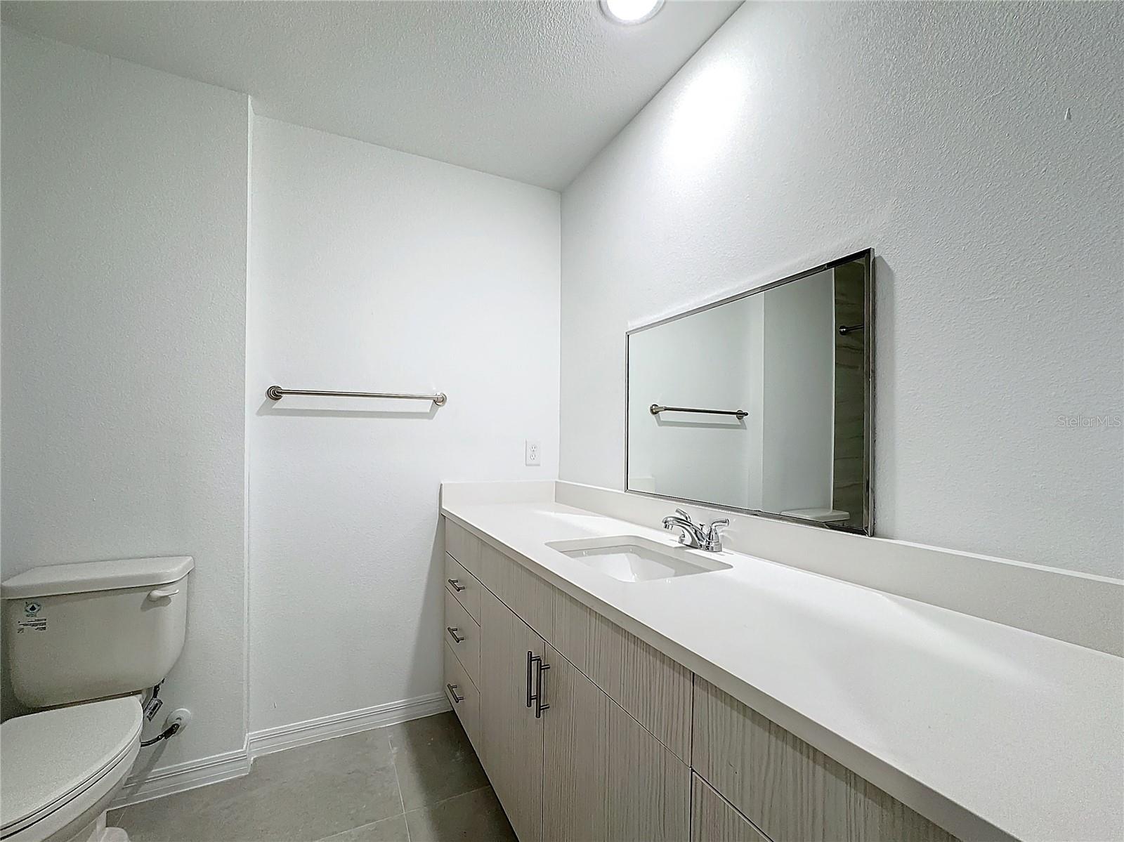 BARTON COURT - Residential Lease