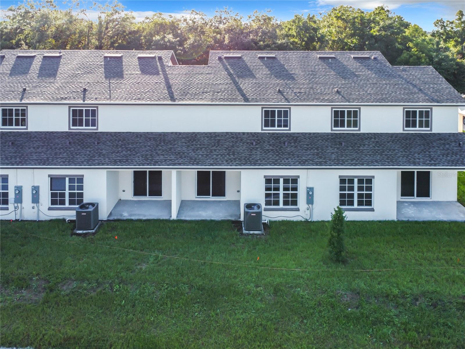 BARTON COURT - Residential Lease