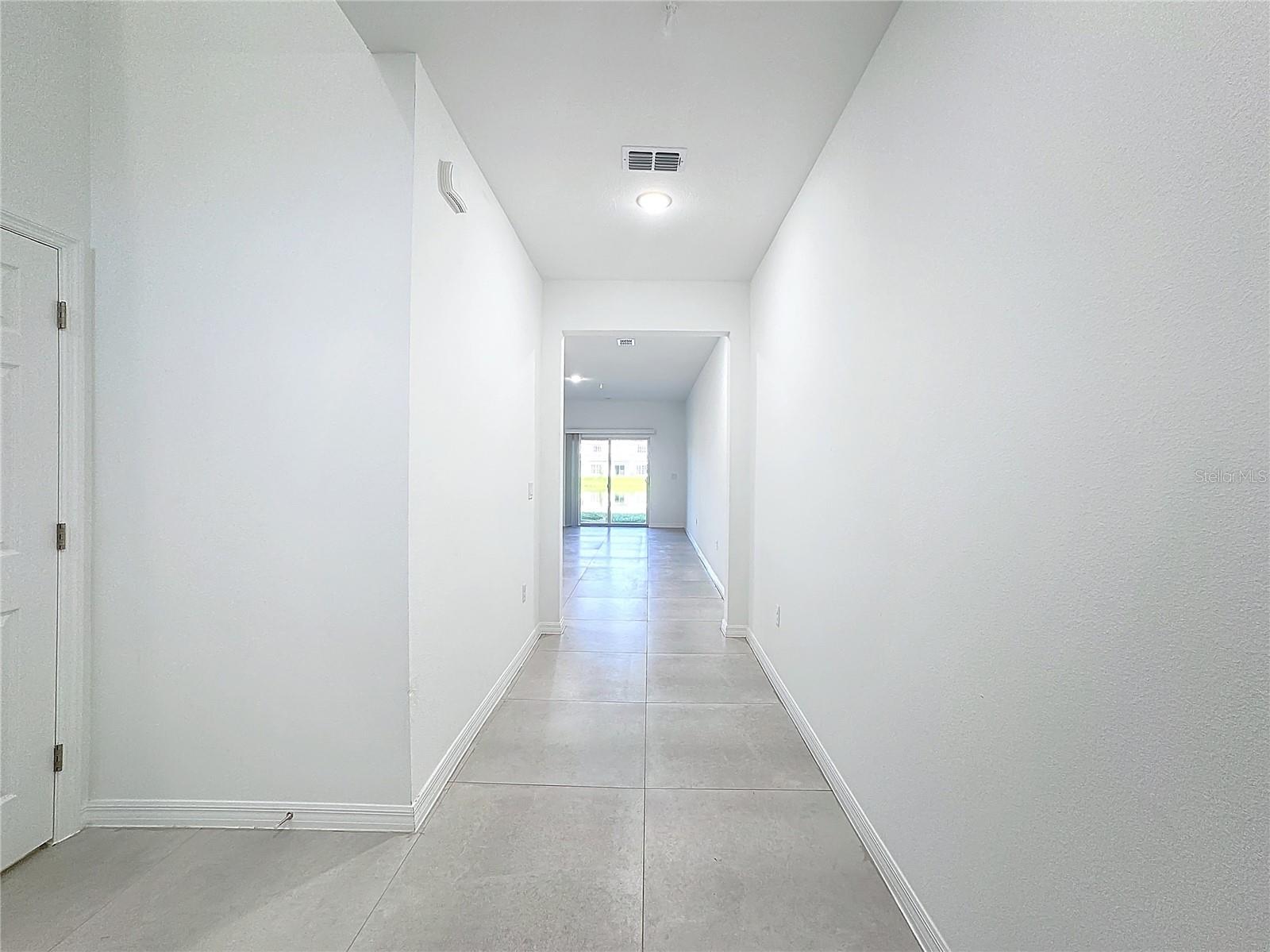 BARTON COURT - Residential Lease