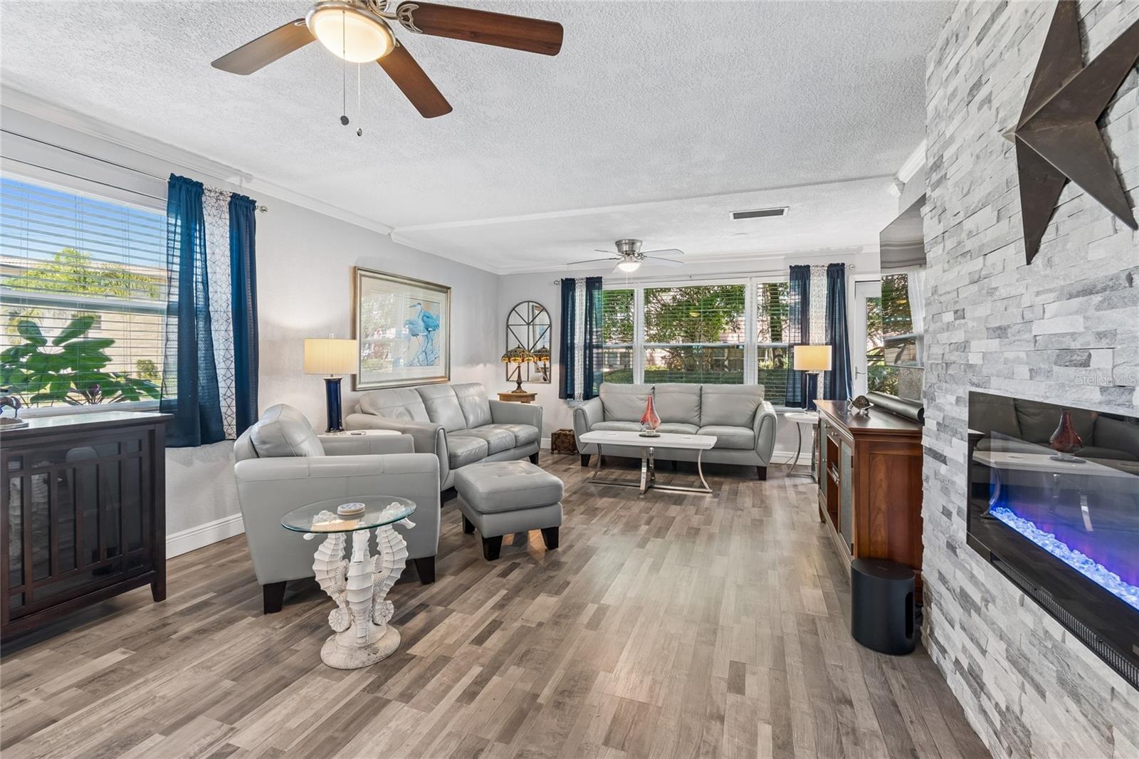 FIVE TOWNS OF ST PETE - Residential