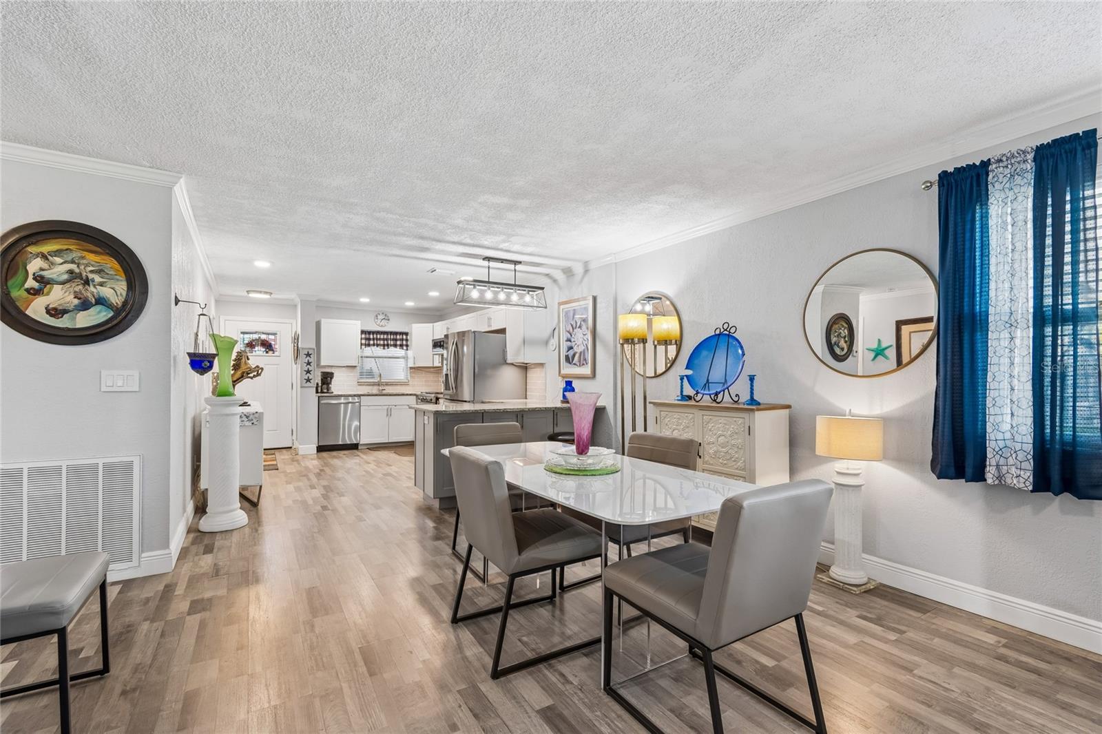 FIVE TOWNS OF ST PETE - Residential