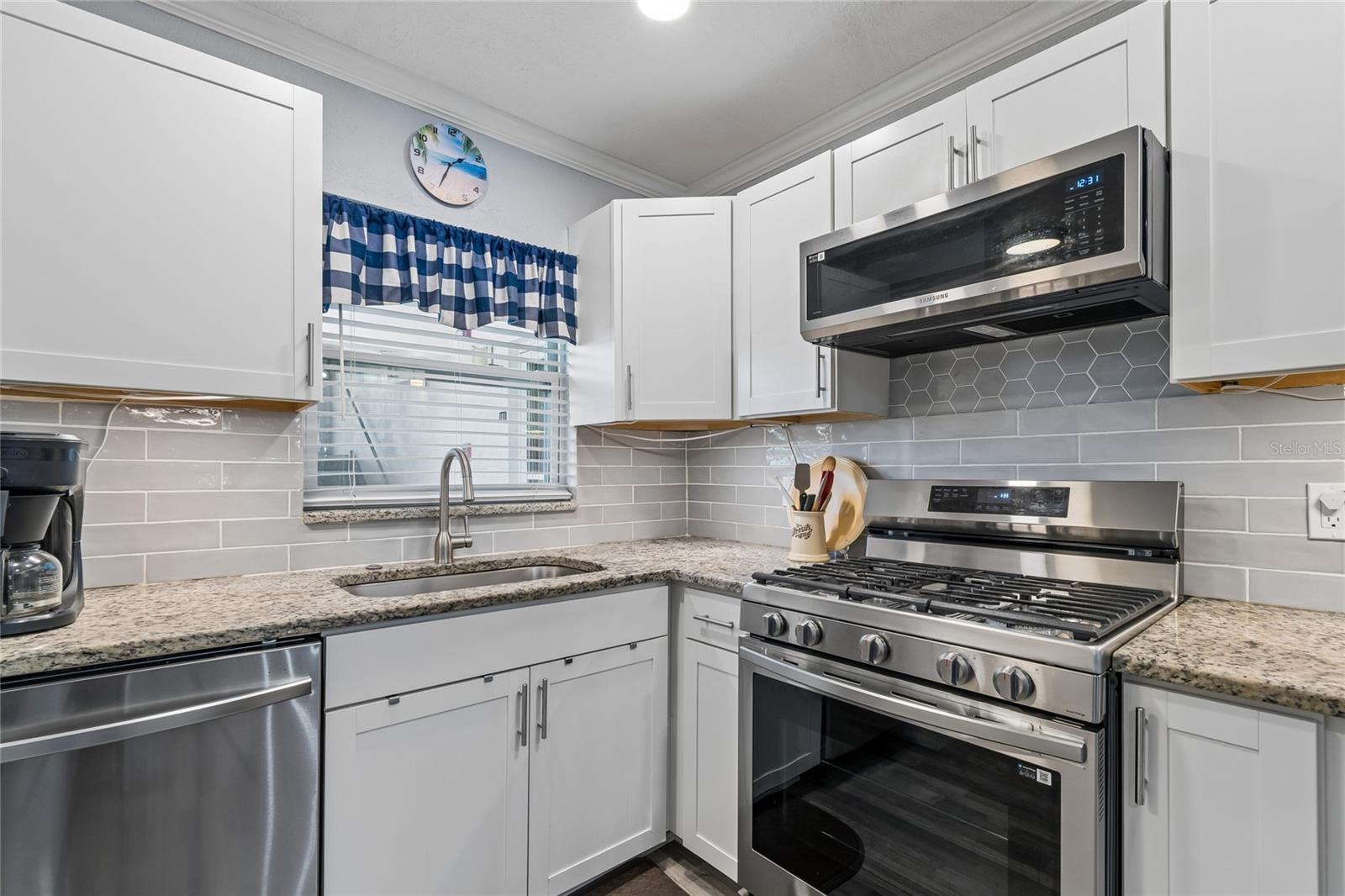 FIVE TOWNS OF ST PETE - Residential