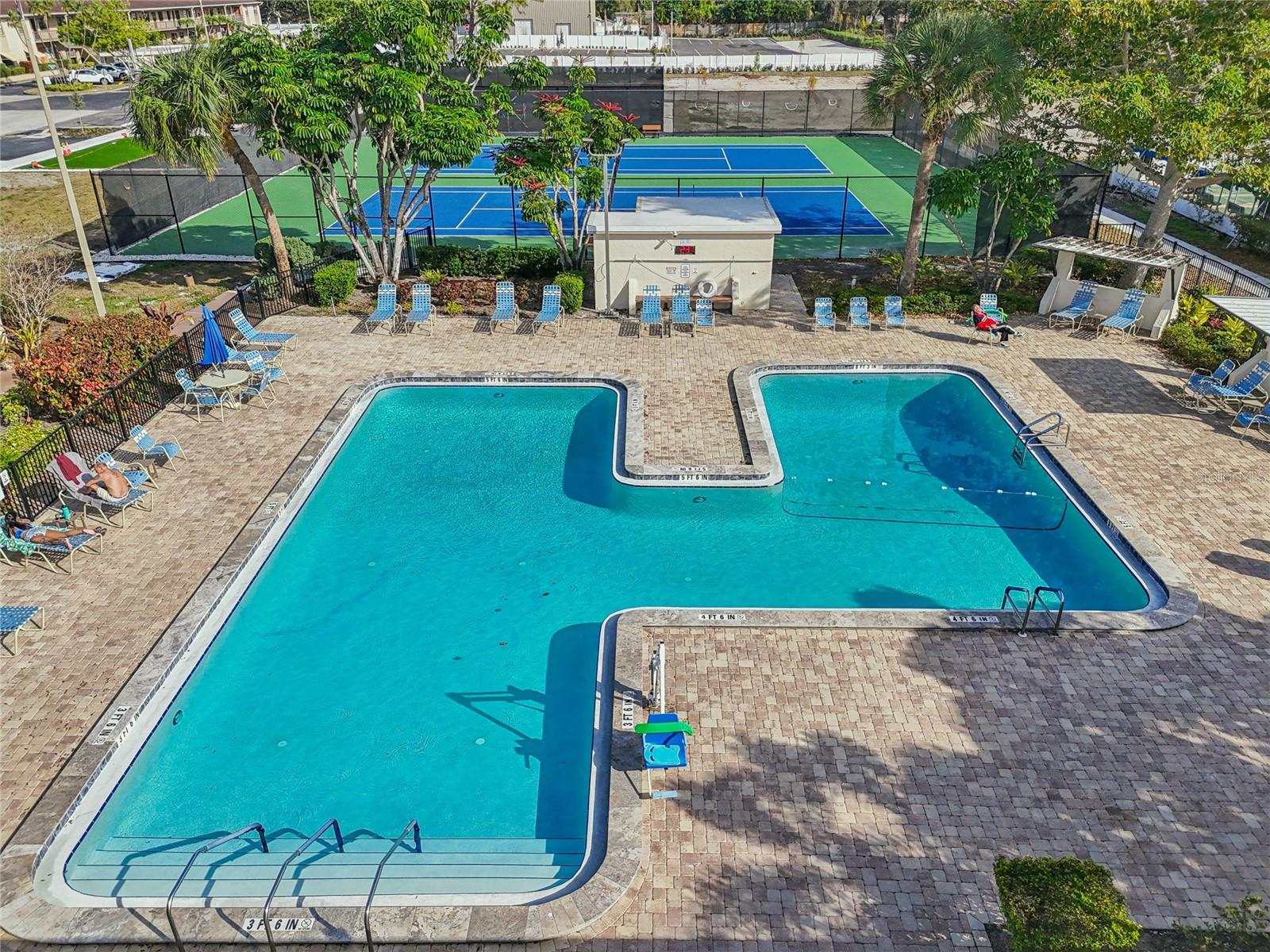 FIVE TOWNS OF ST PETE - Residential