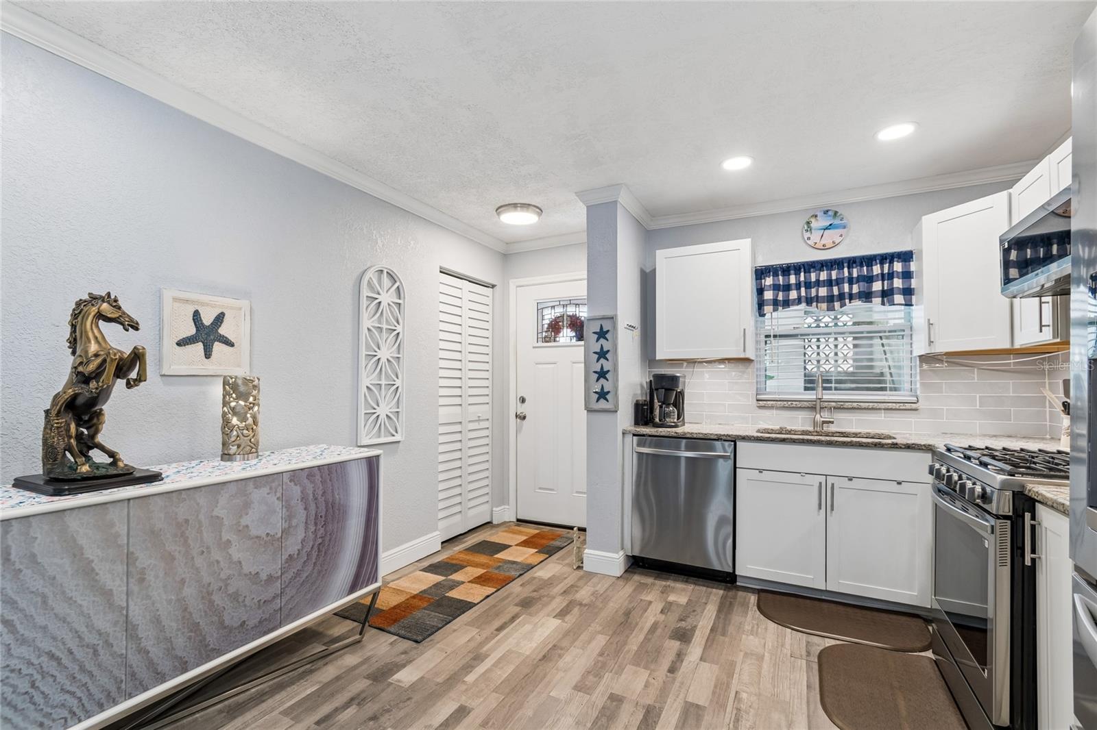 FIVE TOWNS OF ST PETE - Residential