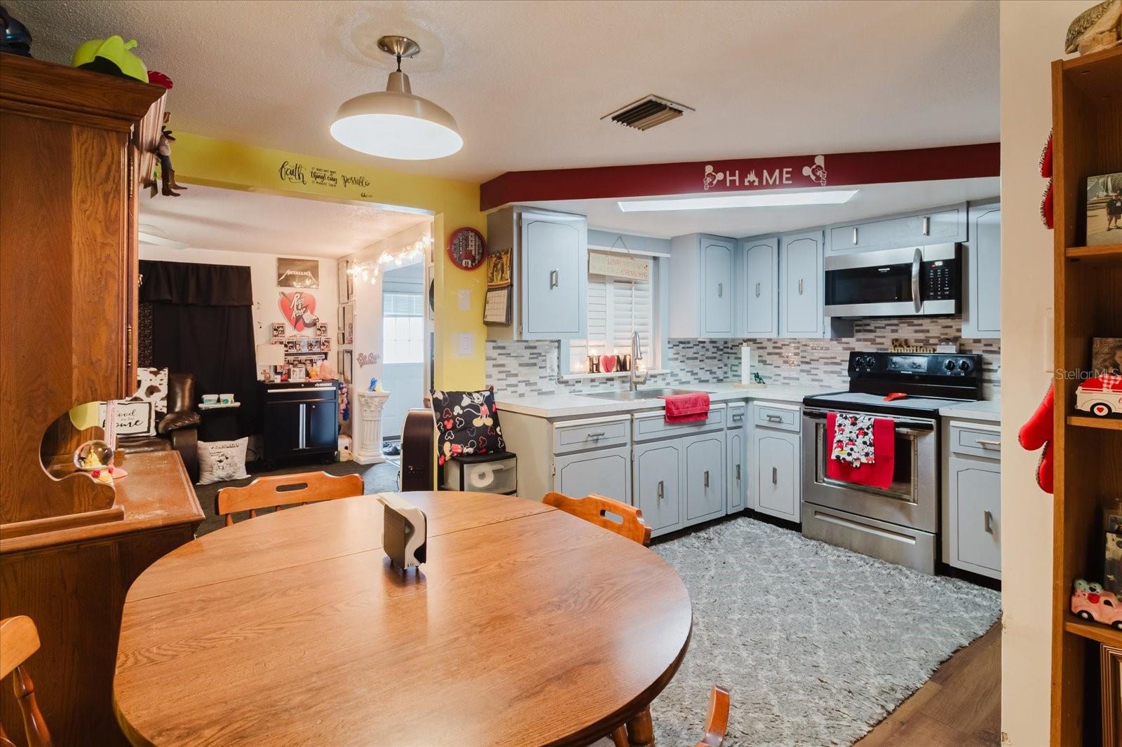 REGENCY PARK - Residential