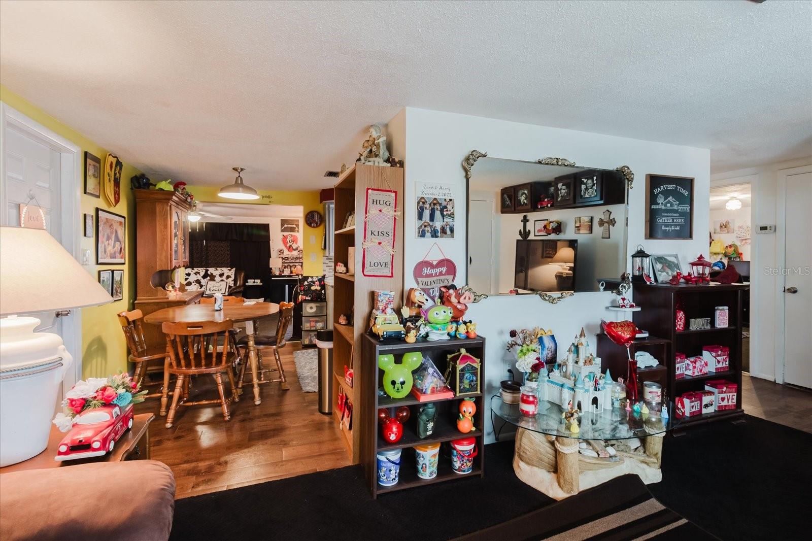 REGENCY PARK - Residential