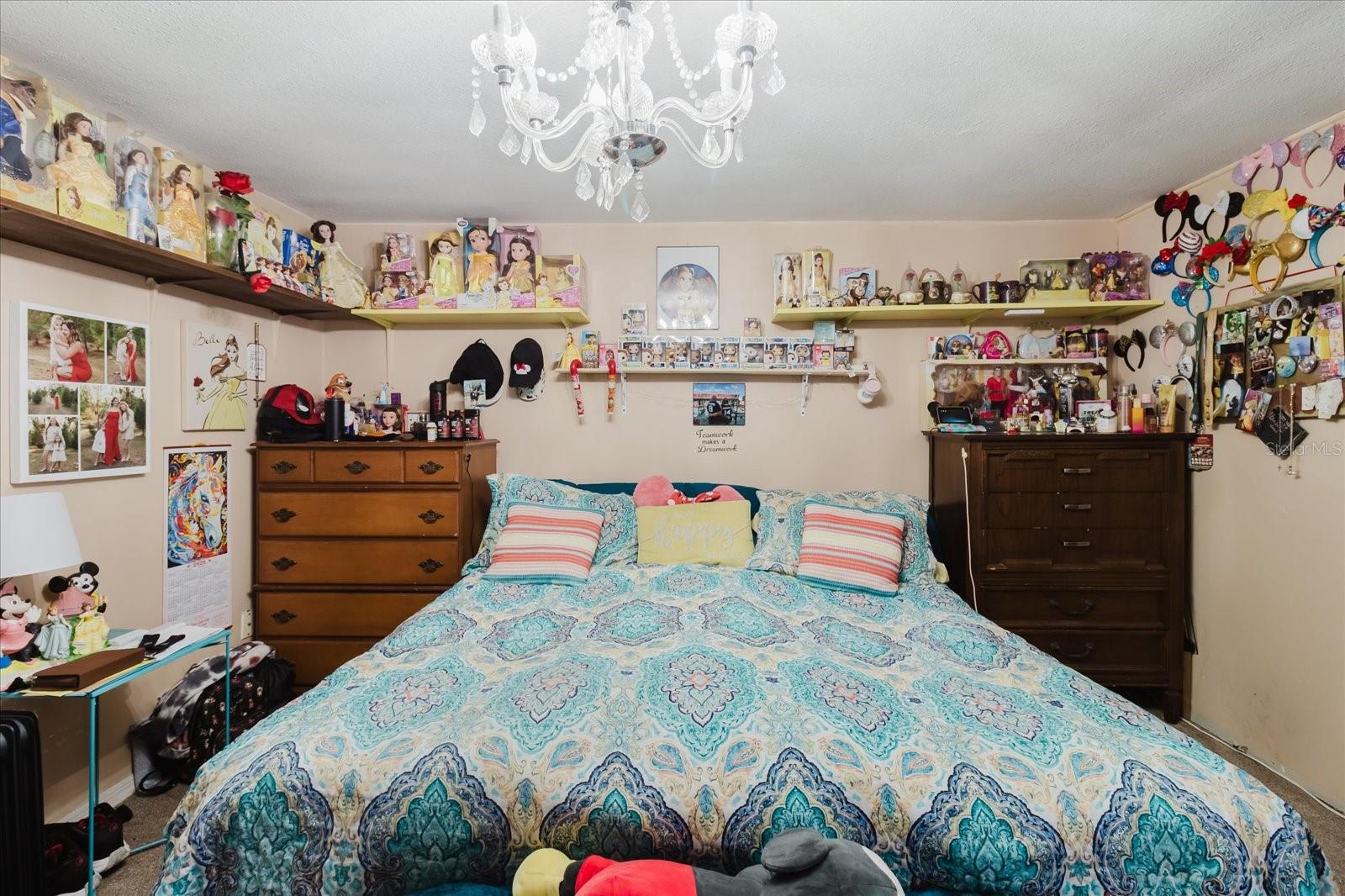 REGENCY PARK - Residential