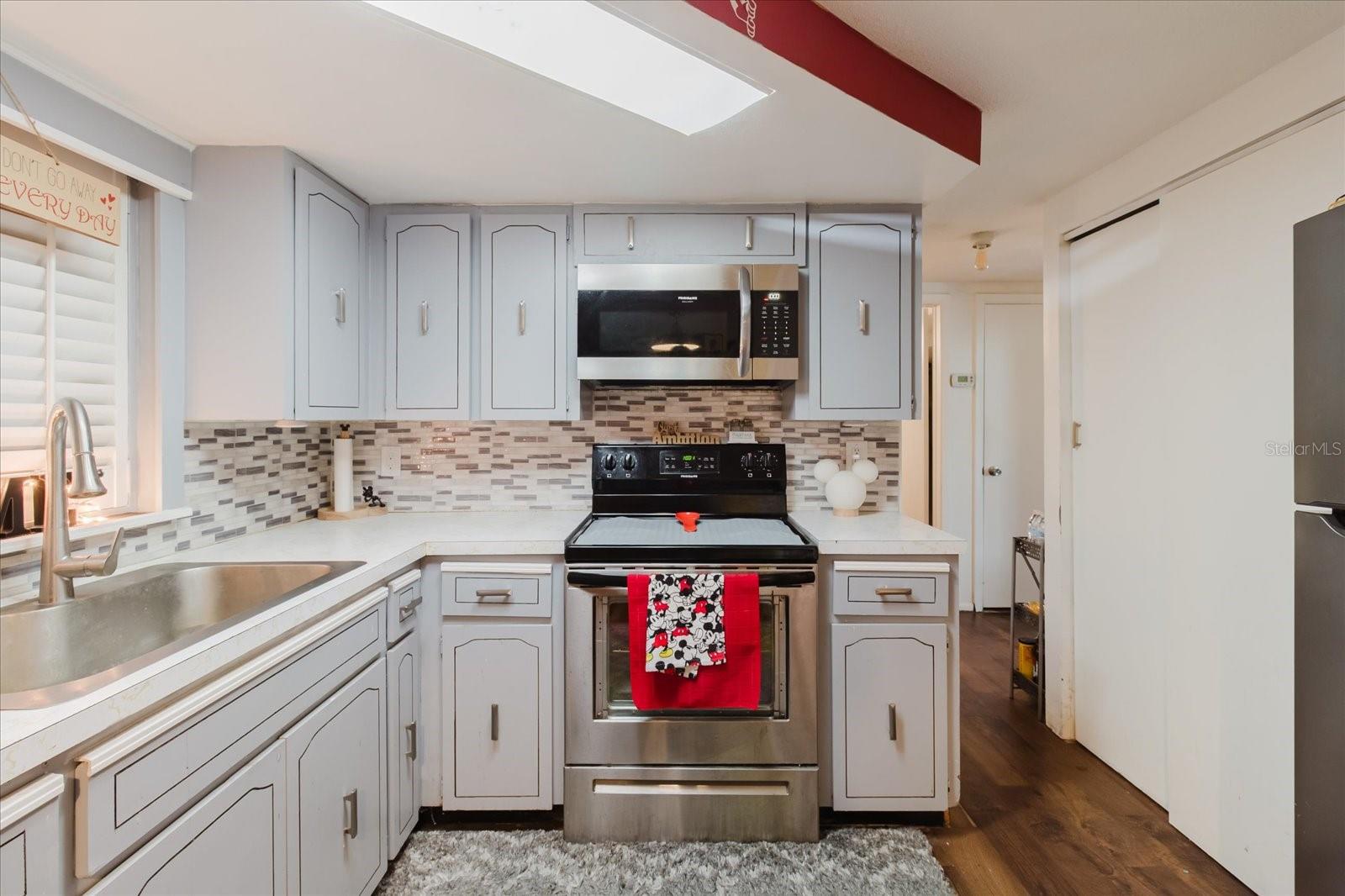 REGENCY PARK - Residential