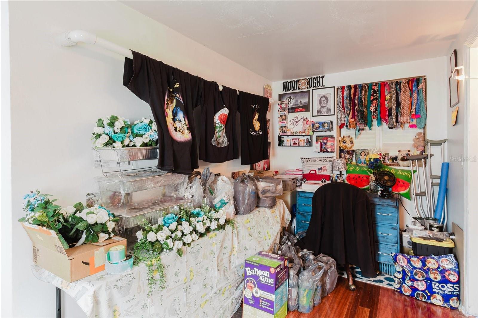 REGENCY PARK - Residential