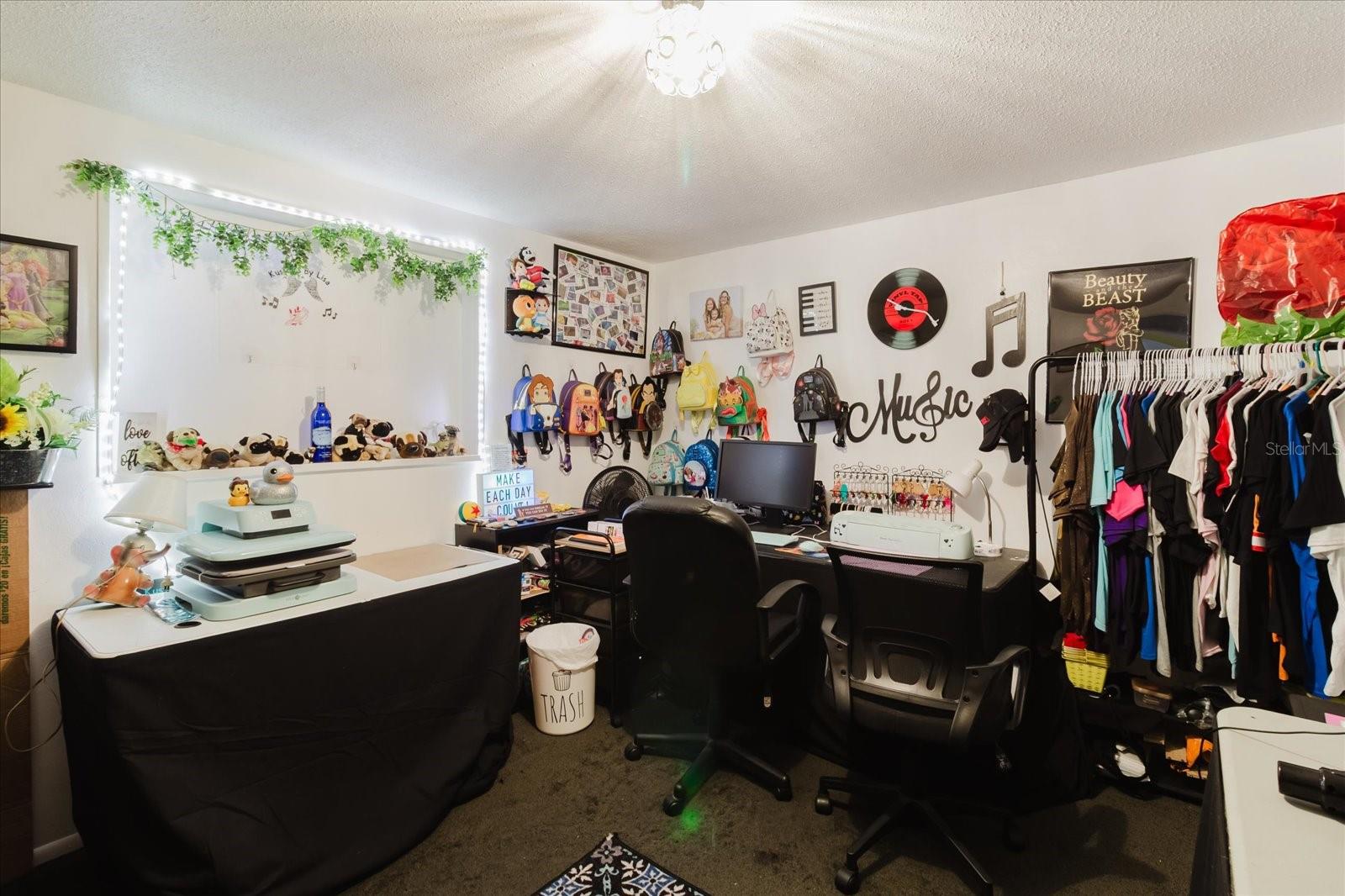 REGENCY PARK - Residential