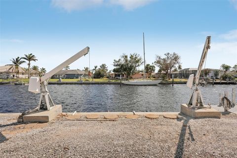 A home in PORT CHARLOTTE