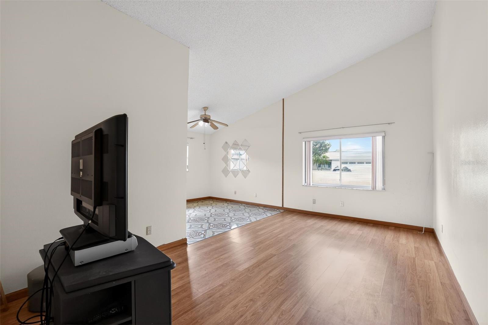 BRANDON GROVES SEC ONE - Residential