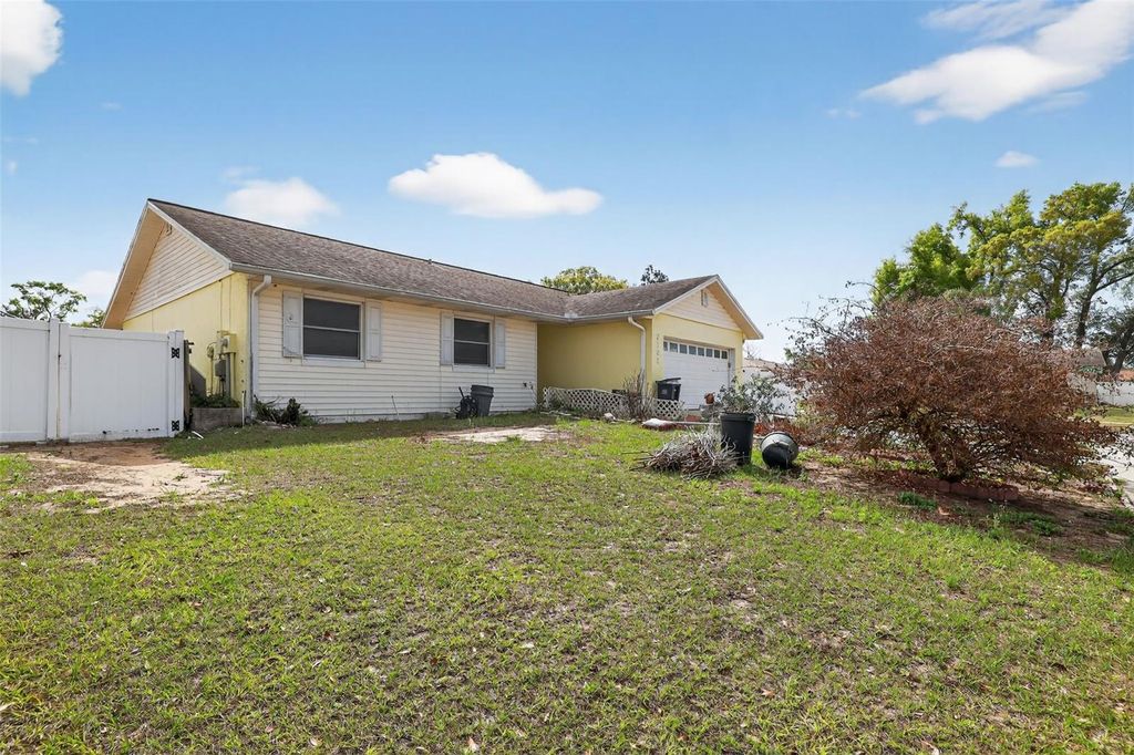 Photo of 3101 Elderwood Place, Seffner, FL 33584 (MLS # O6389483)