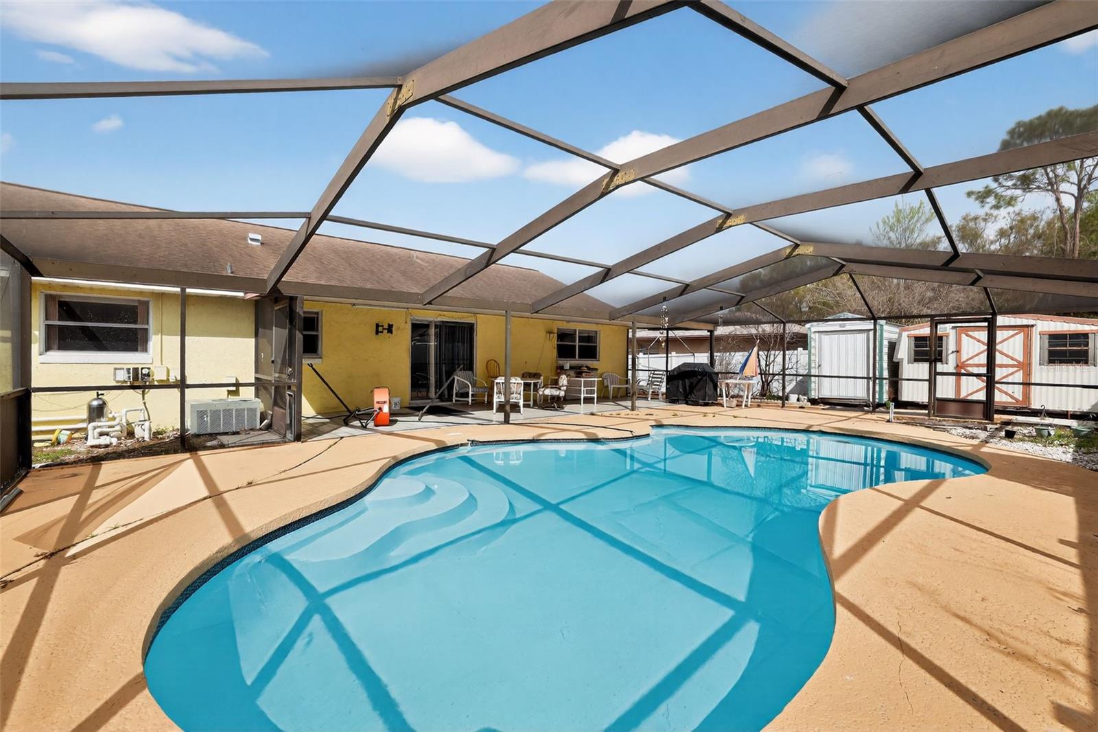 BRANDON GROVES SEC ONE - Residential