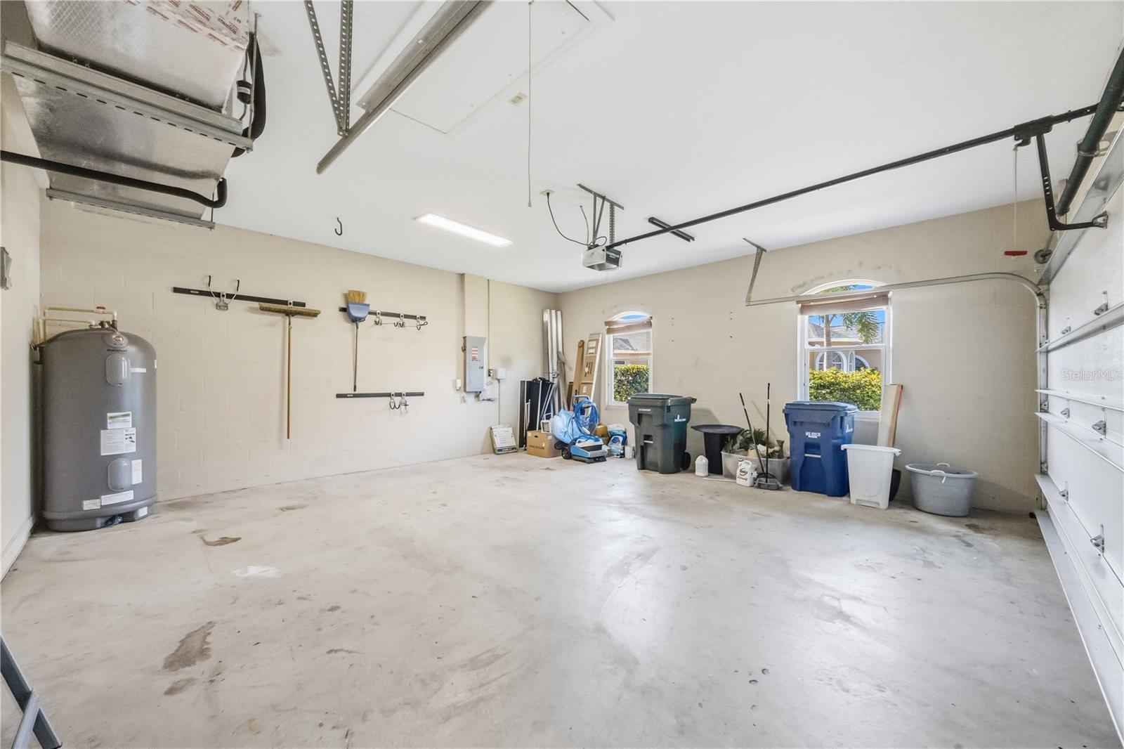 MAGNOLIA POND - Residential