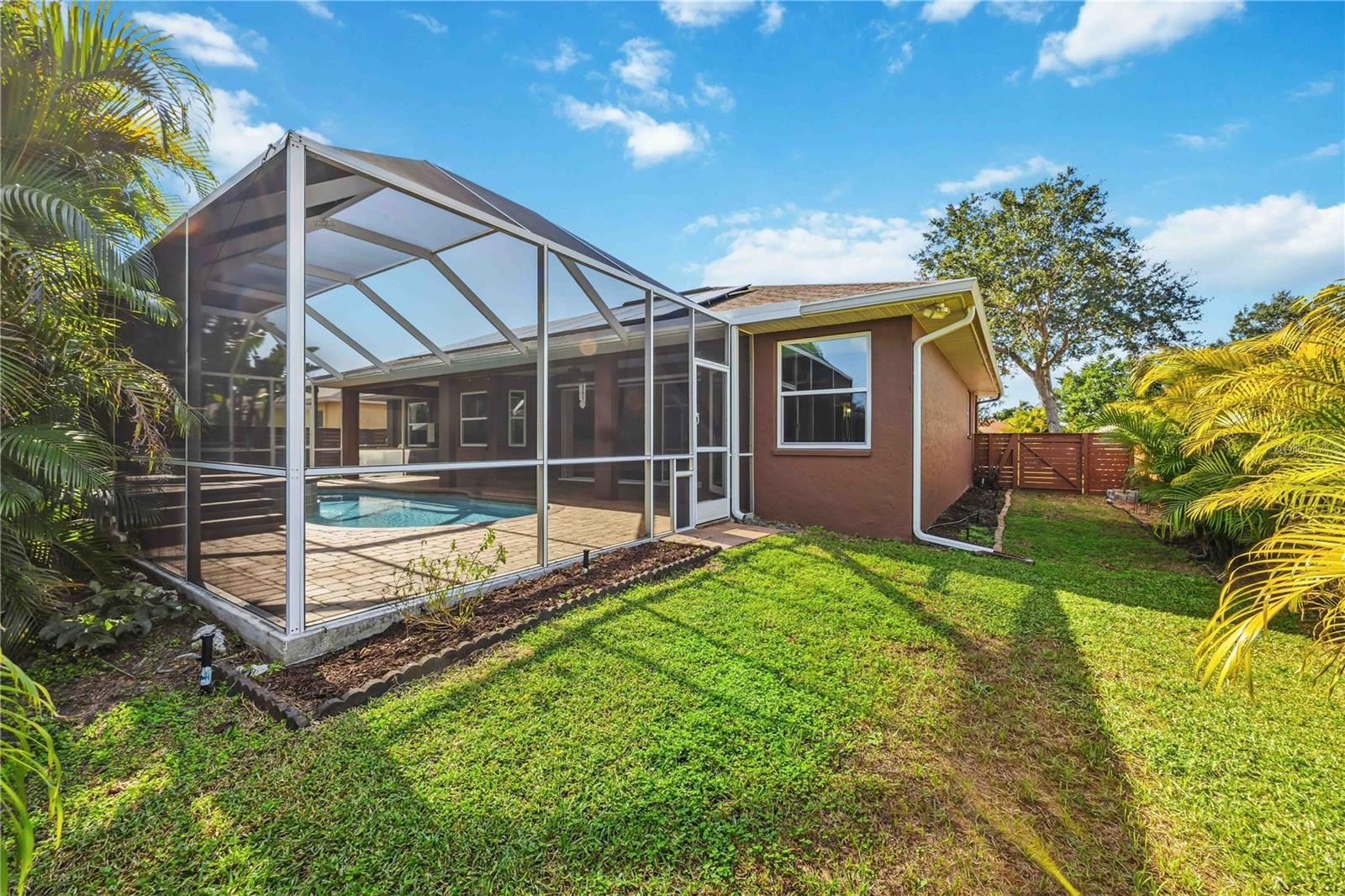 MAGNOLIA POND - Residential