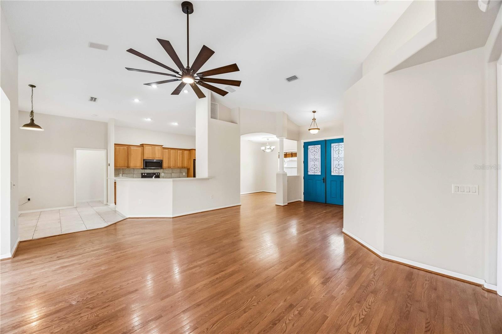 MAGNOLIA POND - Residential