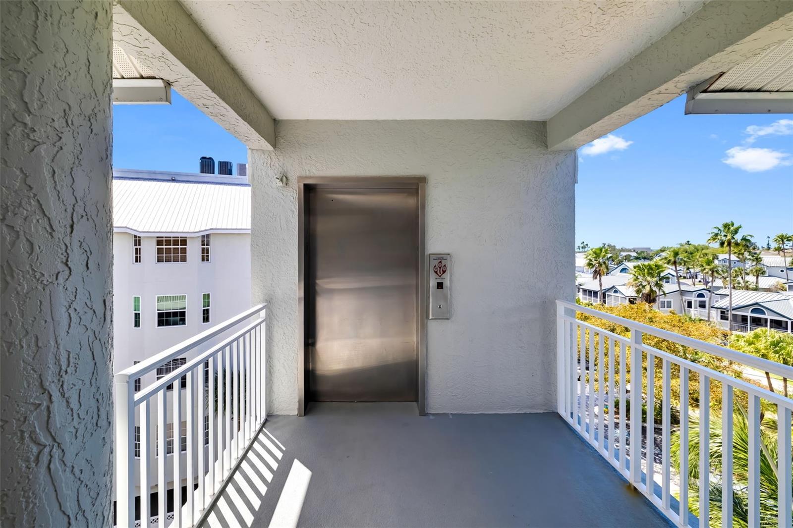 DOLPHIN BAY-SIESTA KEY SEC A - Residential