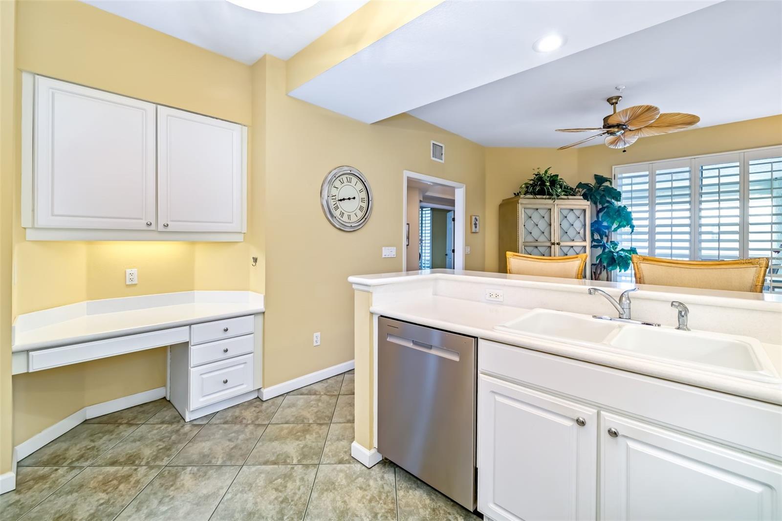 DOLPHIN BAY-SIESTA KEY SEC A - Residential