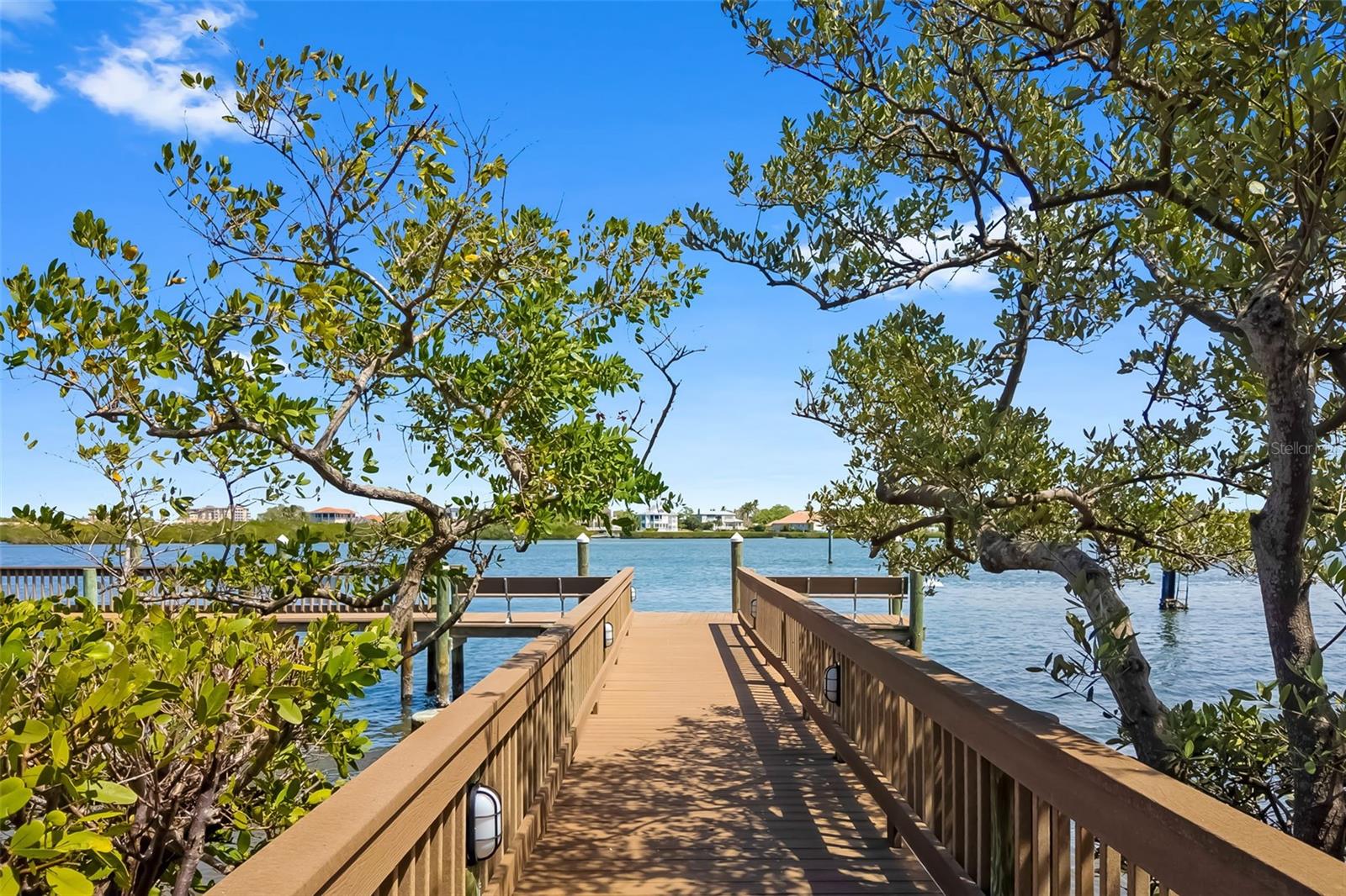 DOLPHIN BAY-SIESTA KEY SEC A - Residential