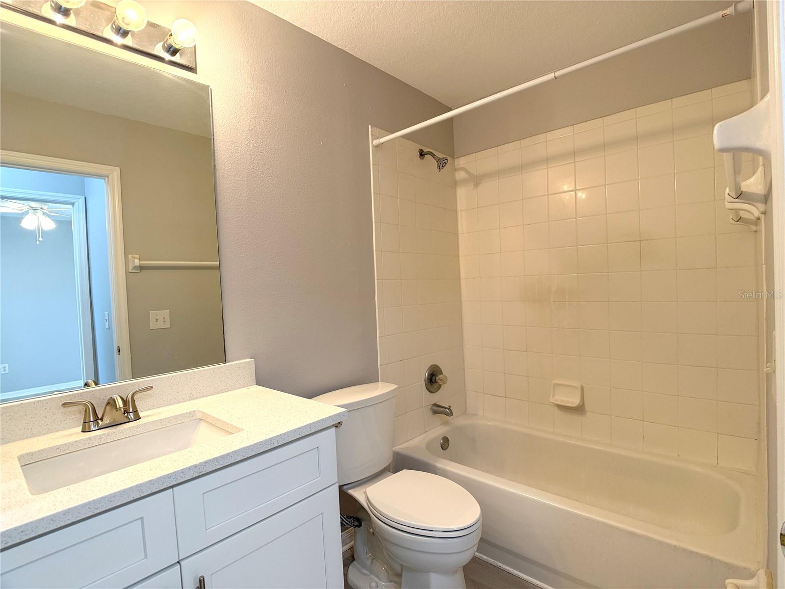 ISLAND CLUB WEST PH 1 - Residential Lease