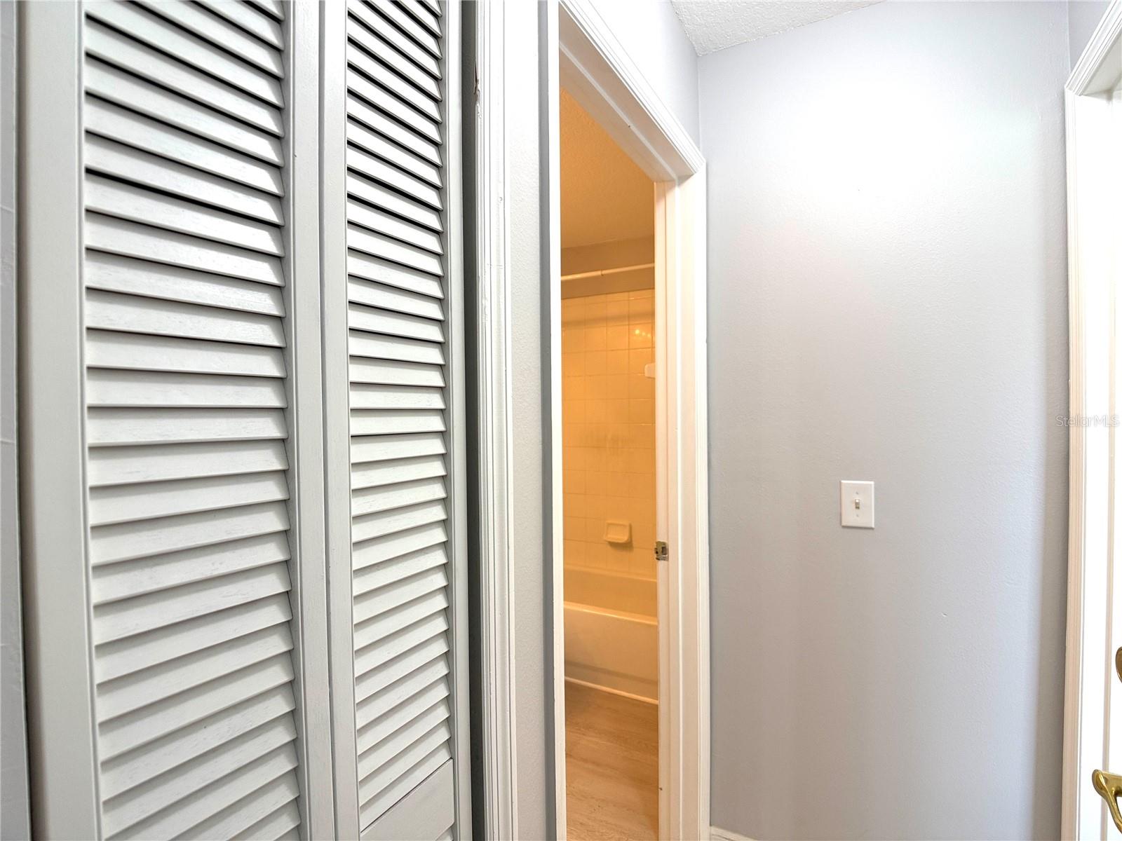 ISLAND CLUB WEST PH 1 - Residential Lease