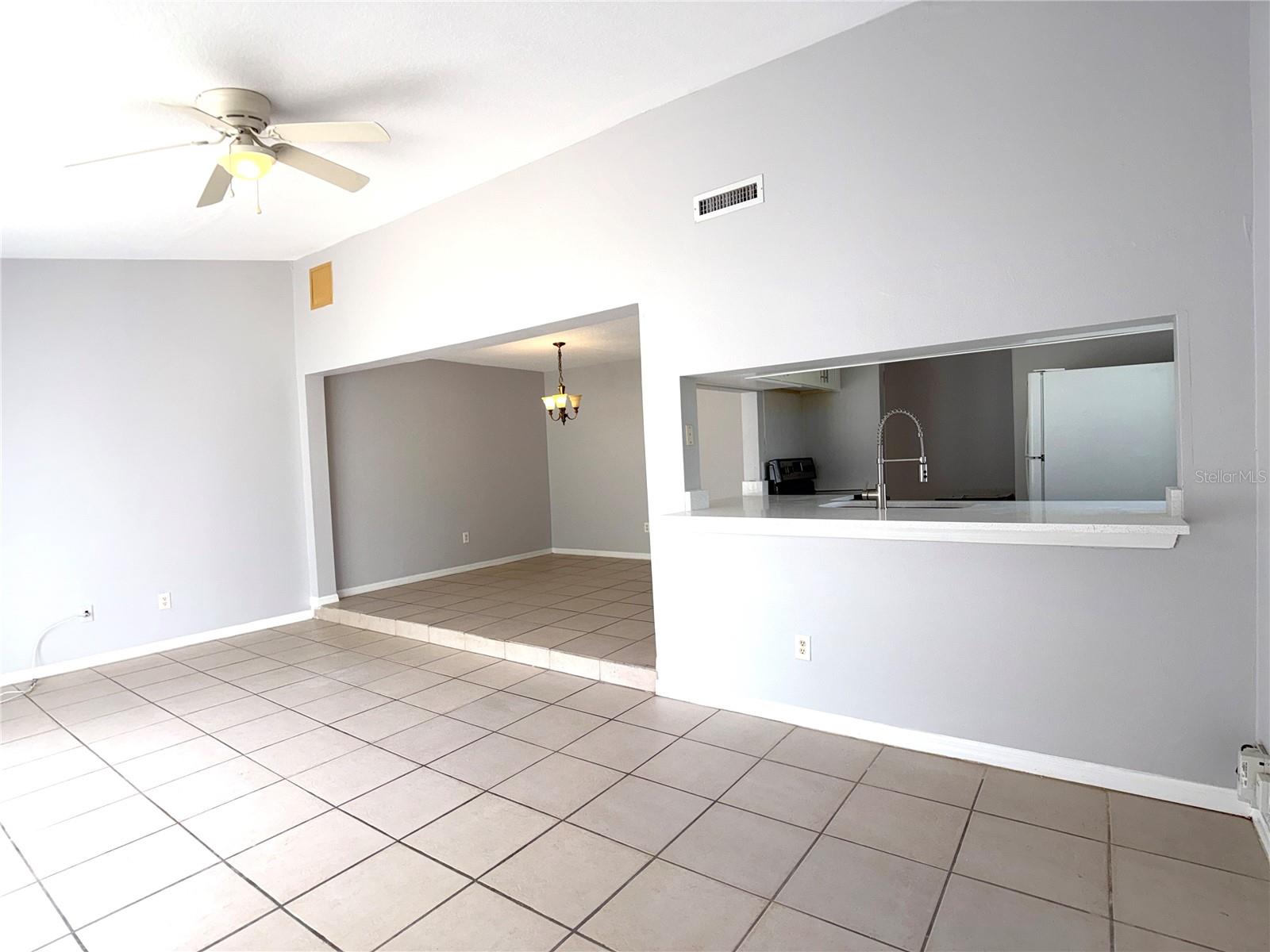 ISLAND CLUB WEST PH 1 - Residential Lease