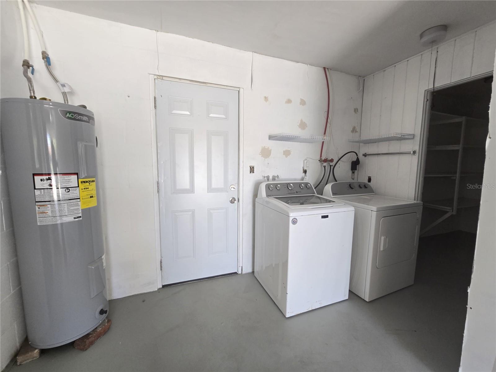 RIO GRANDE PARK - Residential Lease