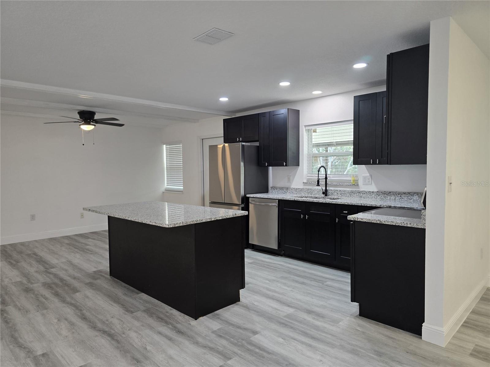 RIO GRANDE PARK - Residential Lease