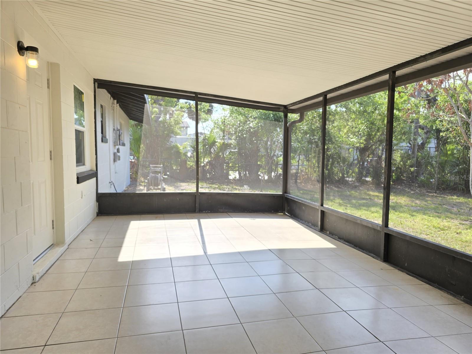 RIO GRANDE PARK - Residential Lease