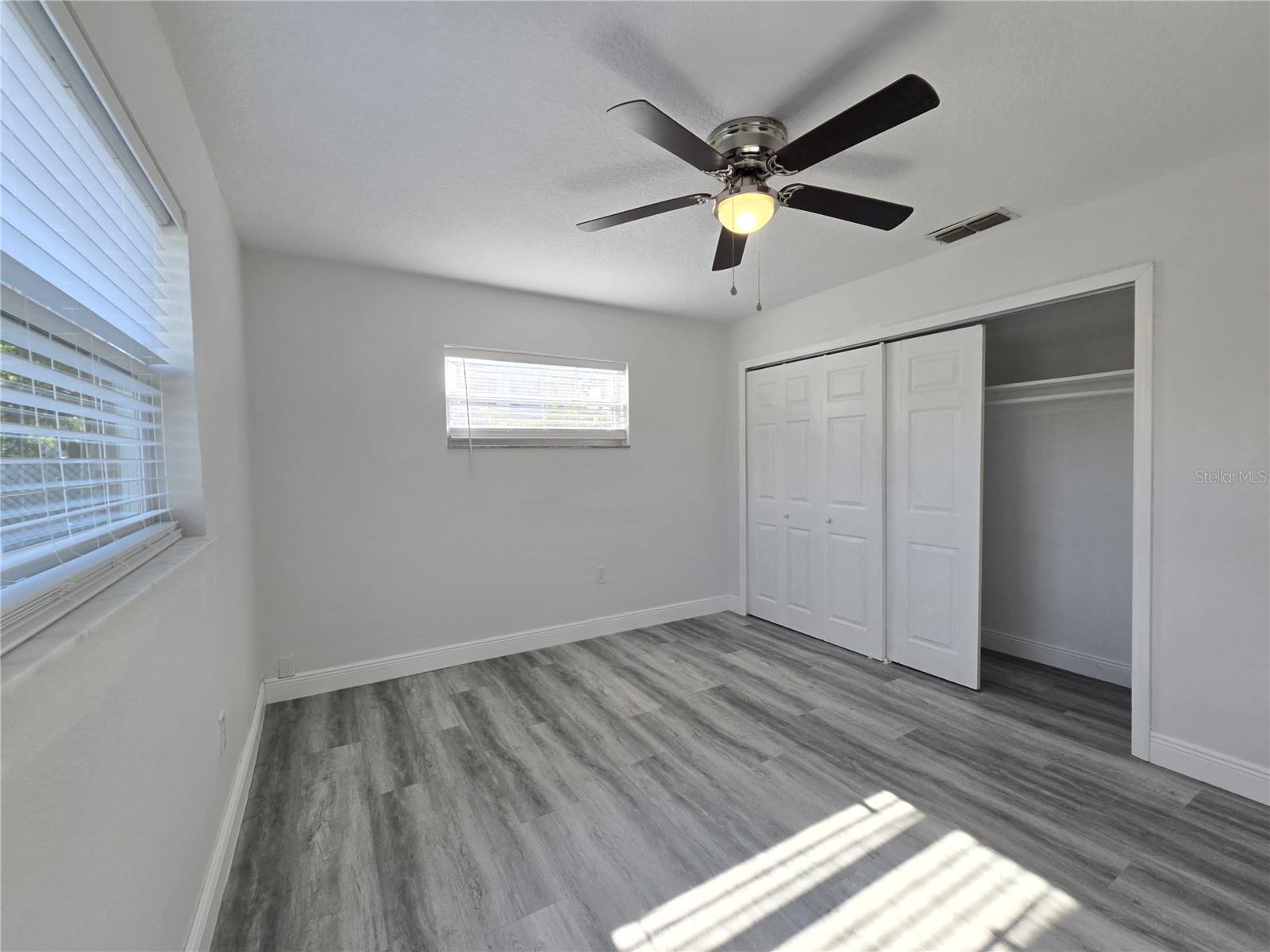 RIO GRANDE PARK - Residential Lease