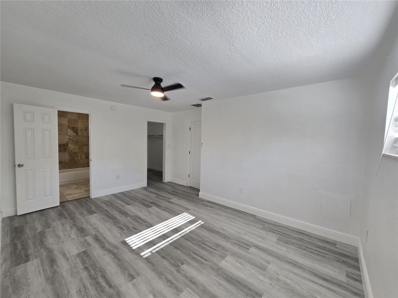 RIO GRANDE PARK - Residential Lease