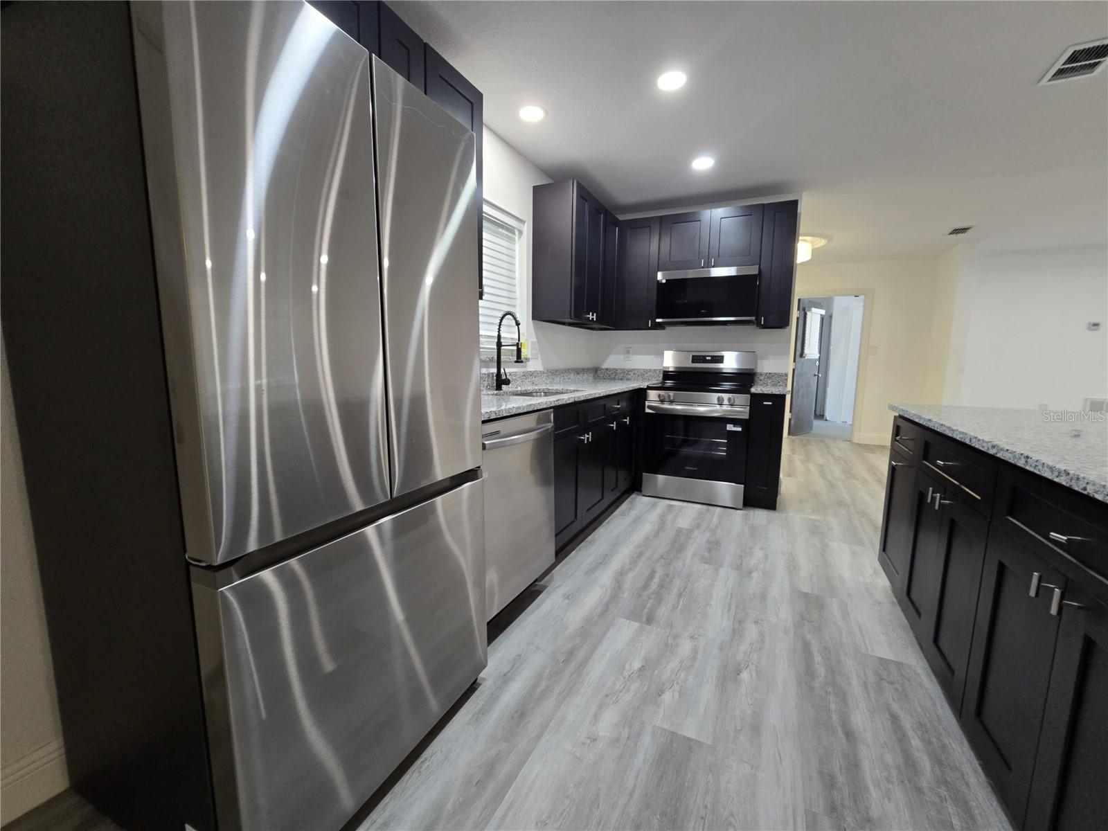 RIO GRANDE PARK - Residential Lease