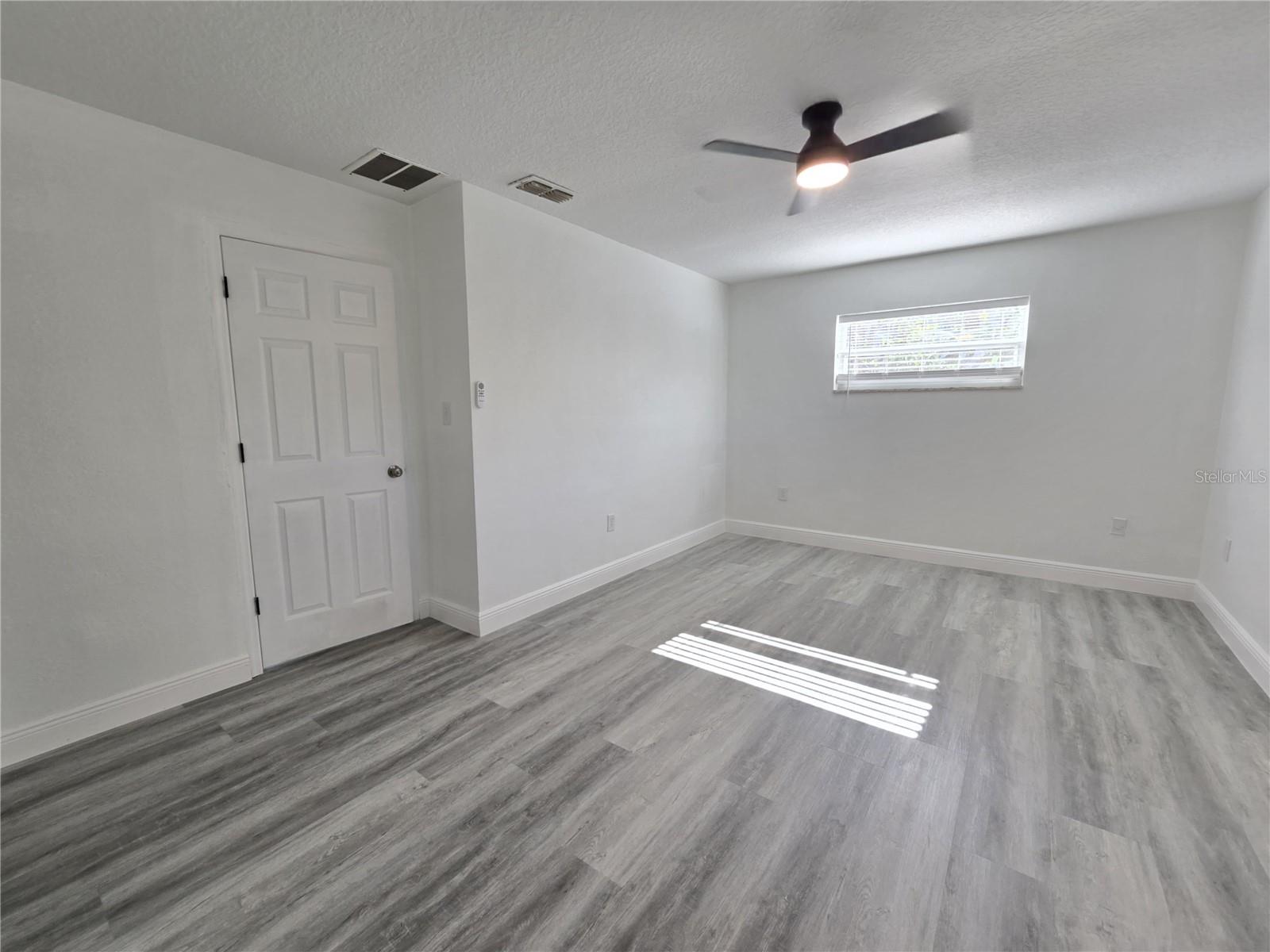 RIO GRANDE PARK - Residential Lease