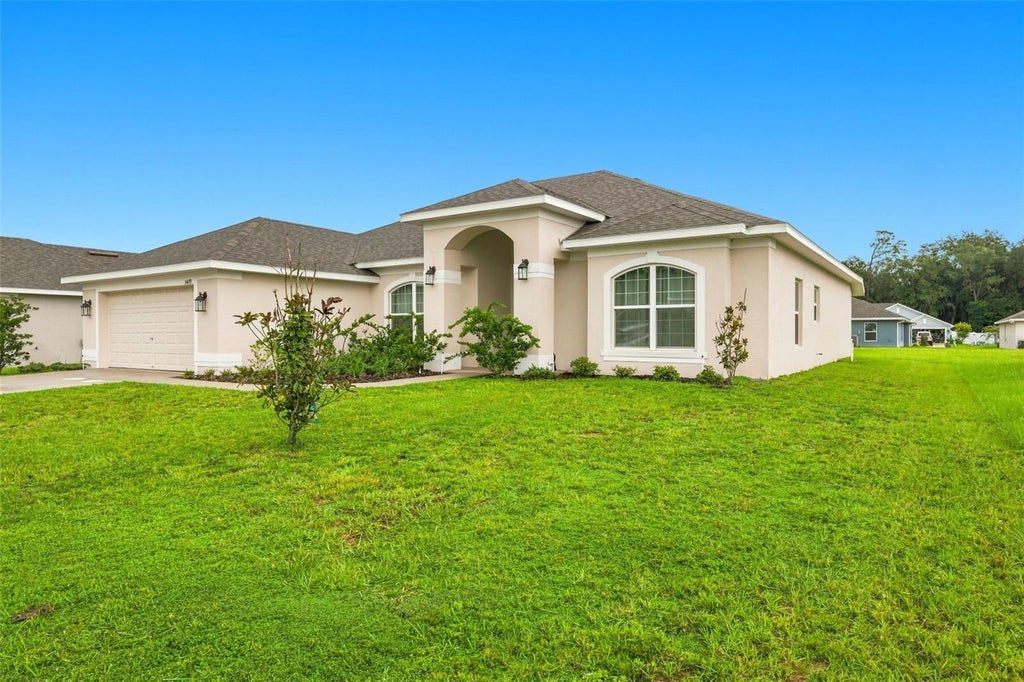 Photo of 5479 Knights Landing Dr, Lakeland, FL 33810 (MLS # TB8547303)