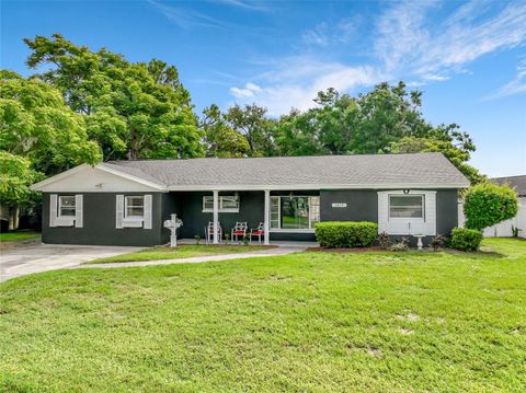 Photo of 3417 Pershing Avenue, Orlando, FL 32812 (MLS # O6318807)