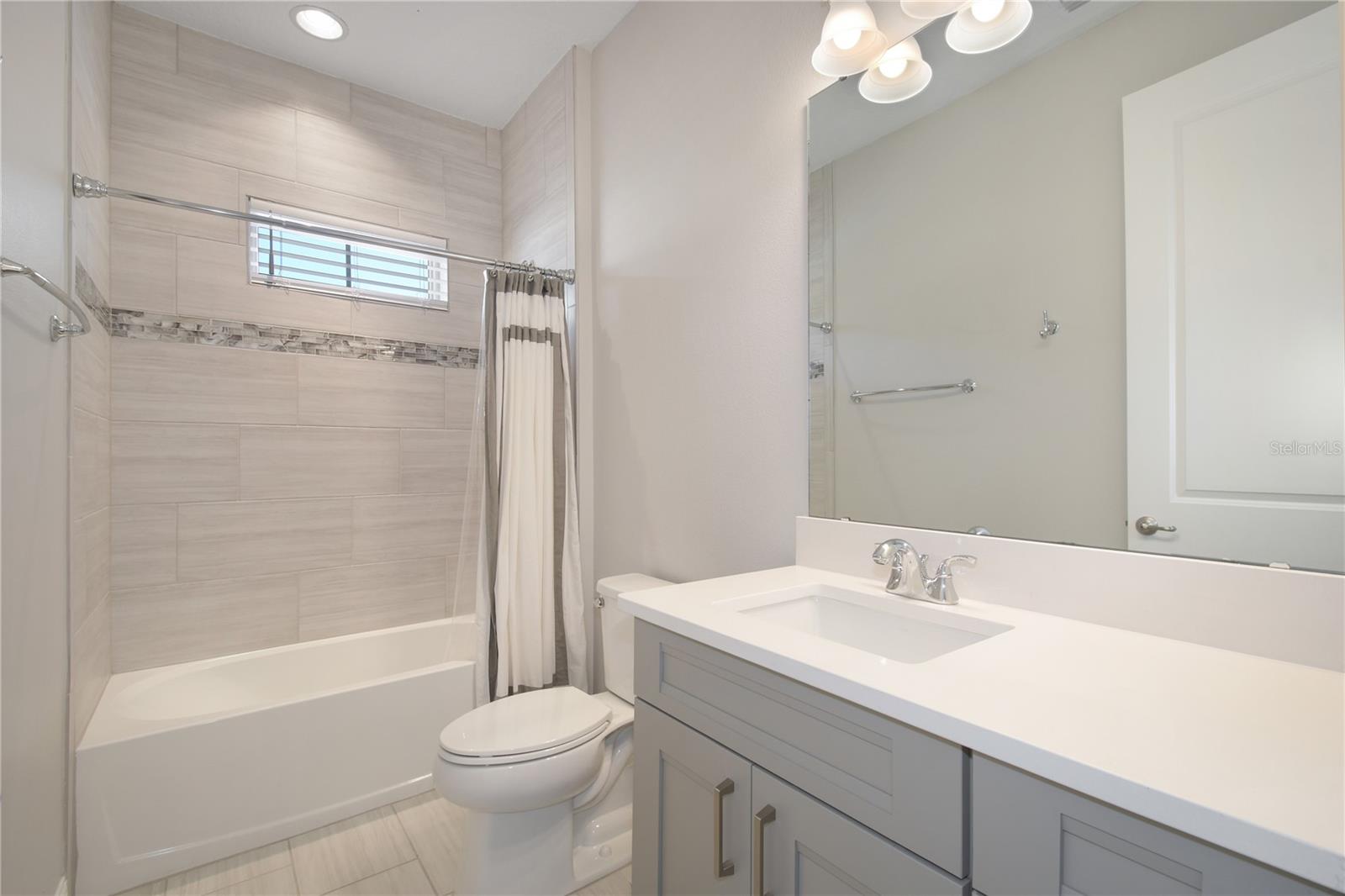 ROYAL CYPRESS PRESERVE - Residential Lease