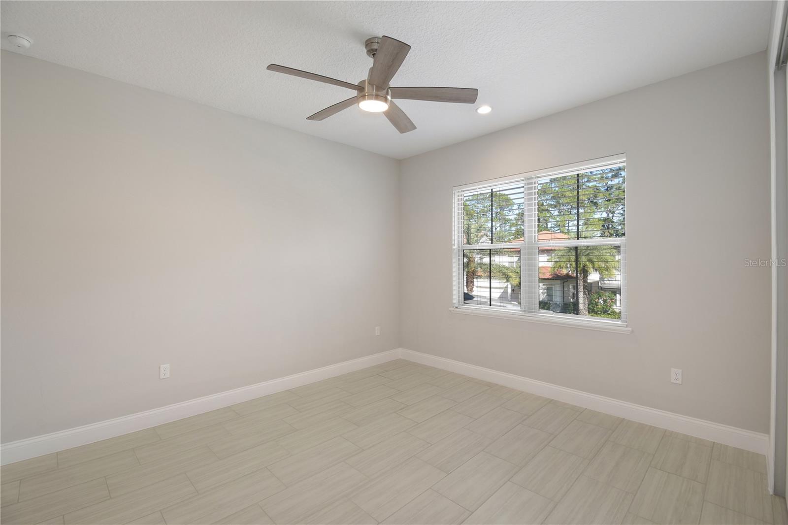 ROYAL CYPRESS PRESERVE - Residential Lease