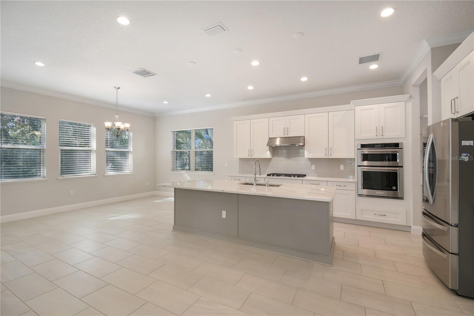 ROYAL CYPRESS PRESERVE - Residential Lease