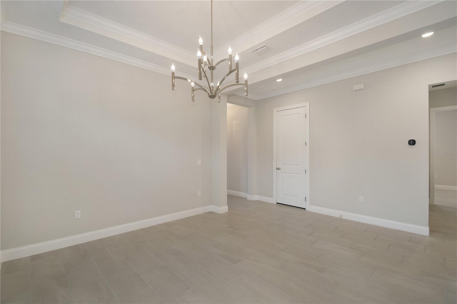 ROYAL CYPRESS PRESERVE - Residential Lease