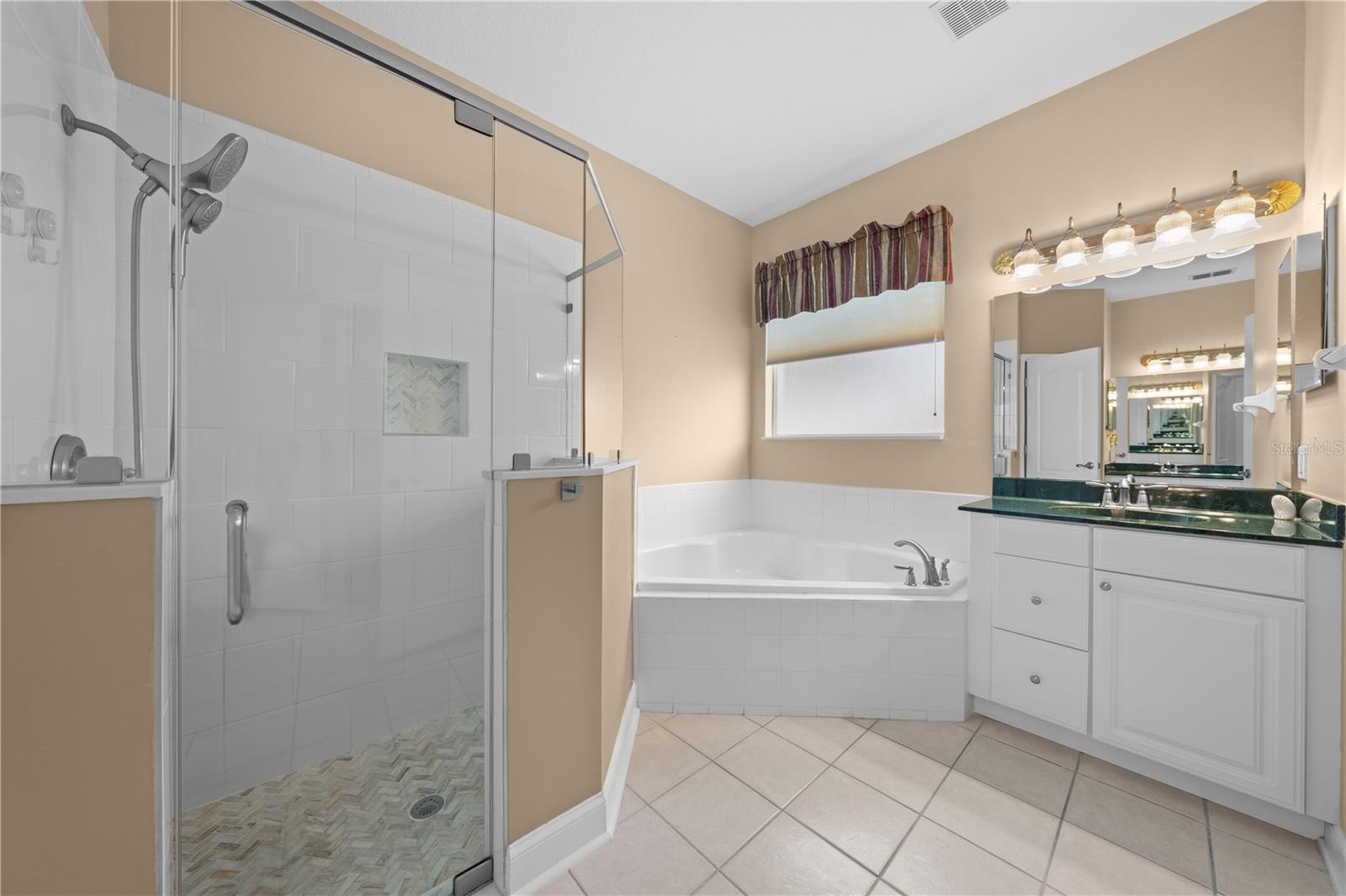 ASHLEY COVE UNIT 1 - Residential