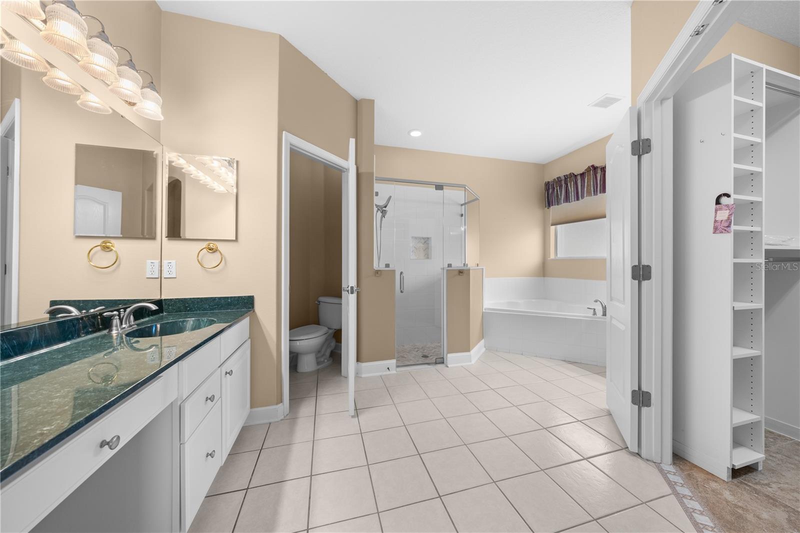 ASHLEY COVE UNIT 1 - Residential