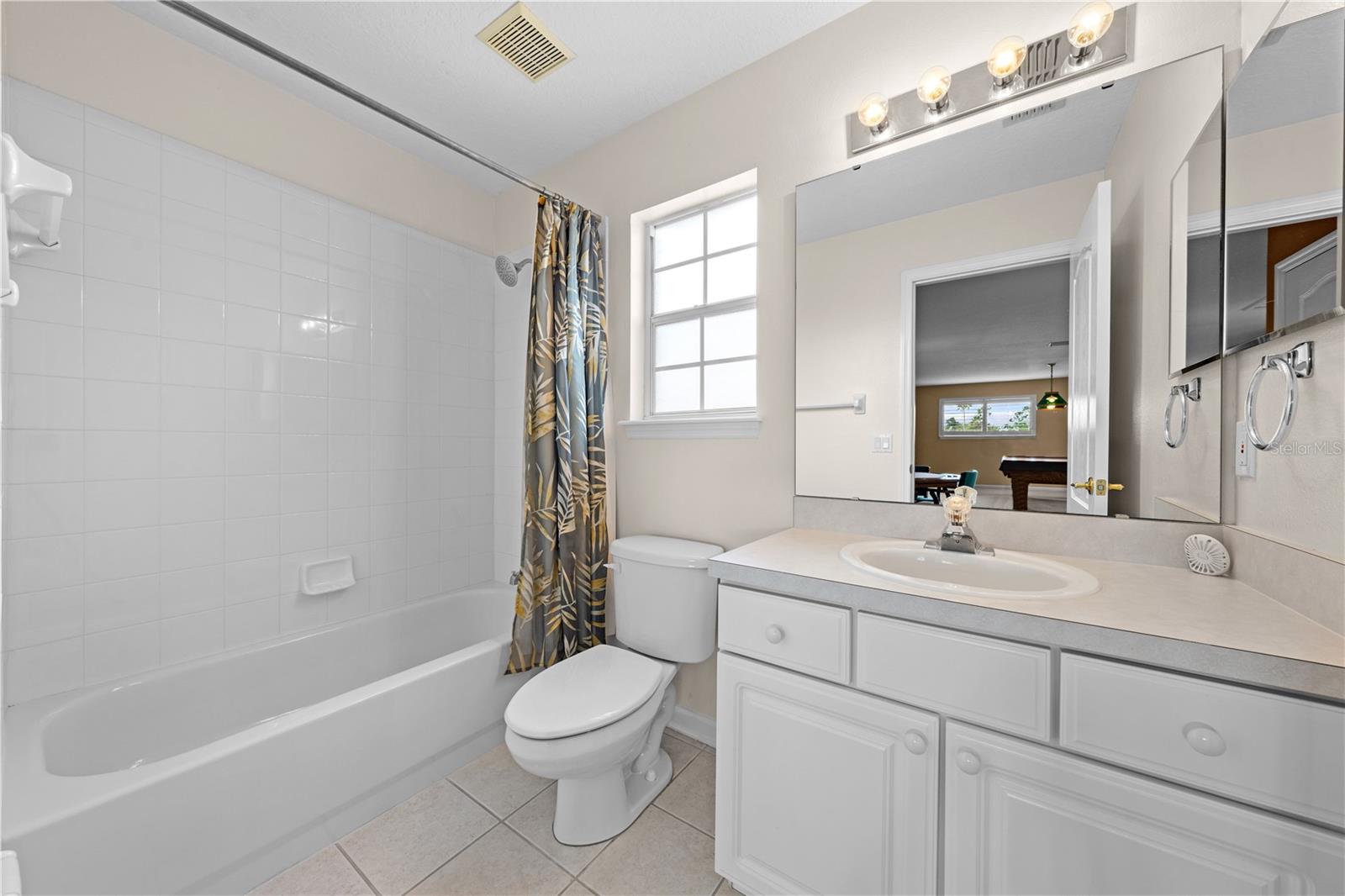 ASHLEY COVE UNIT 1 - Residential
