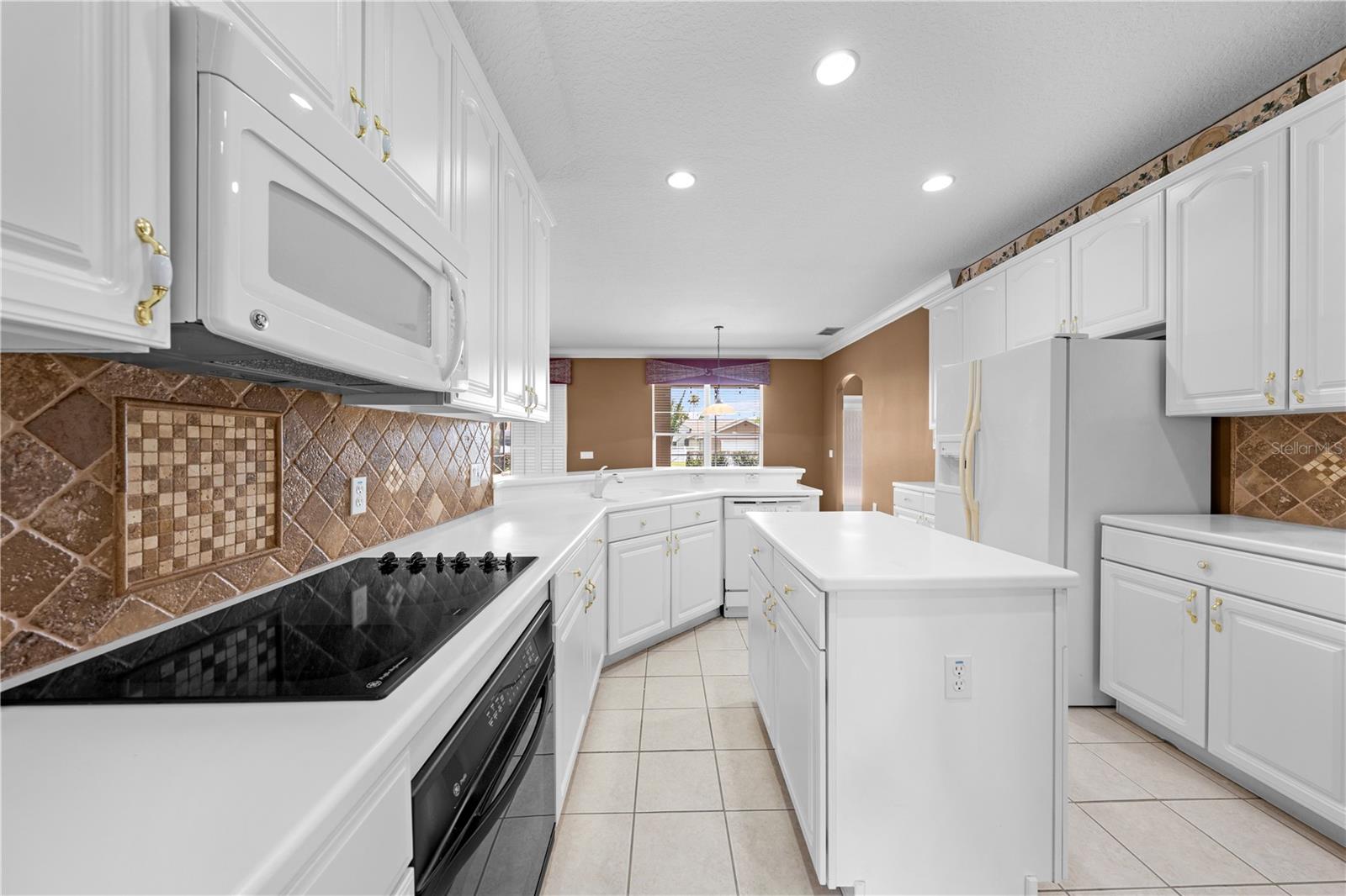 ASHLEY COVE UNIT 1 - Residential